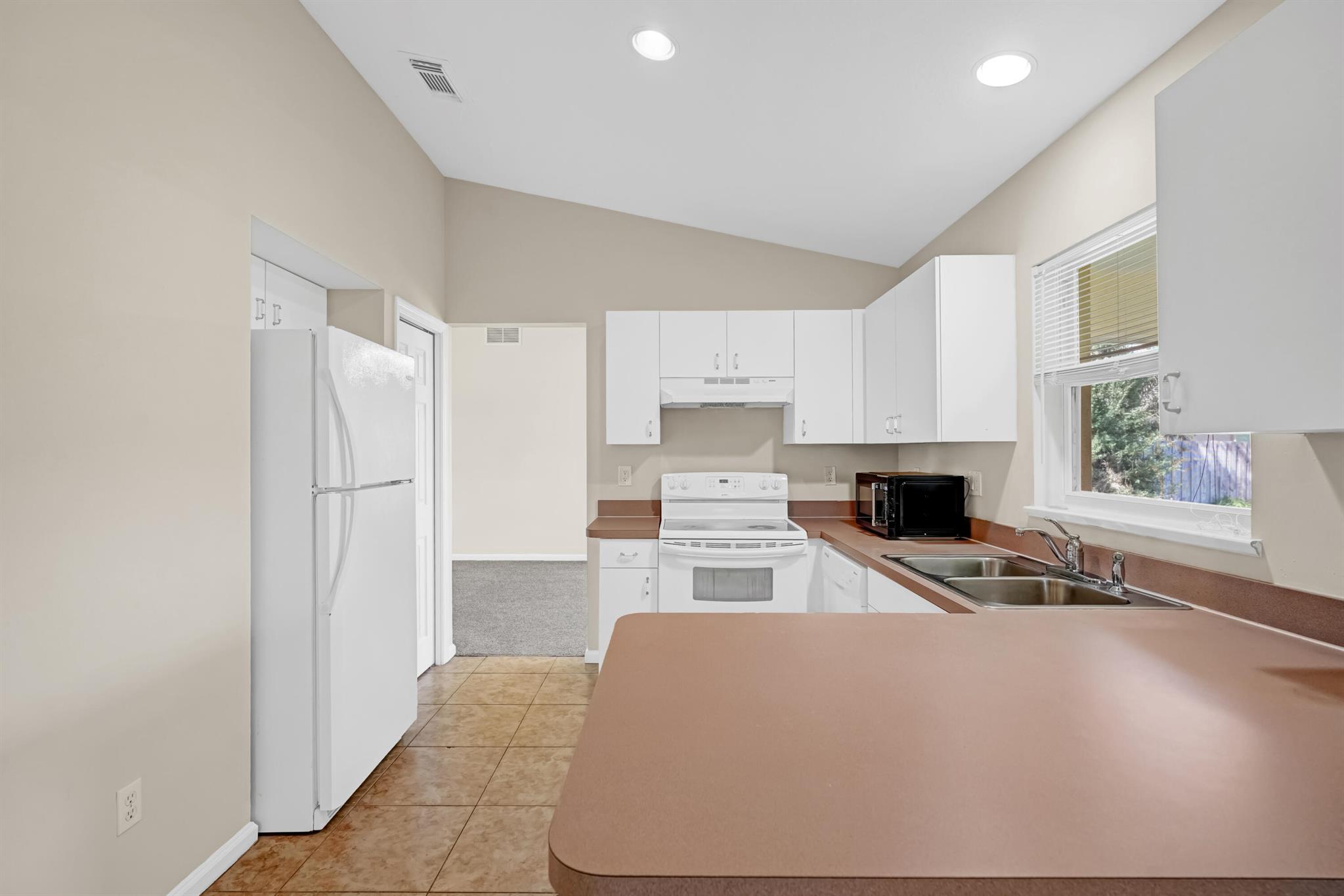 PORT ST LUCIE SECTION 19 - Residential