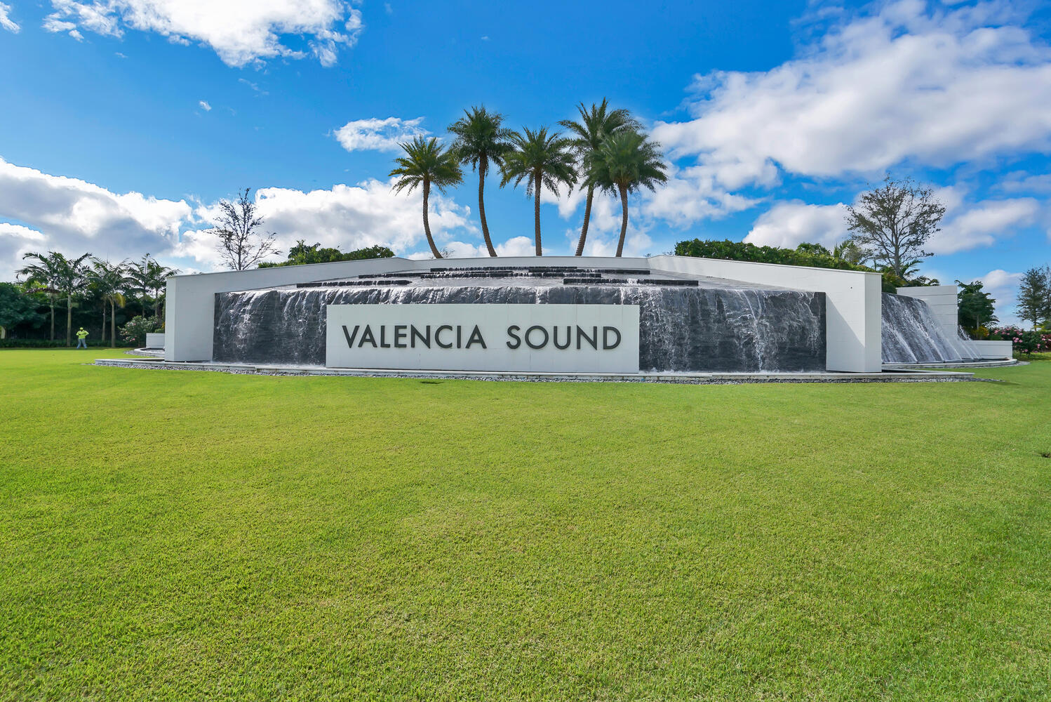 VALENCIA SOUND - Residential Lease