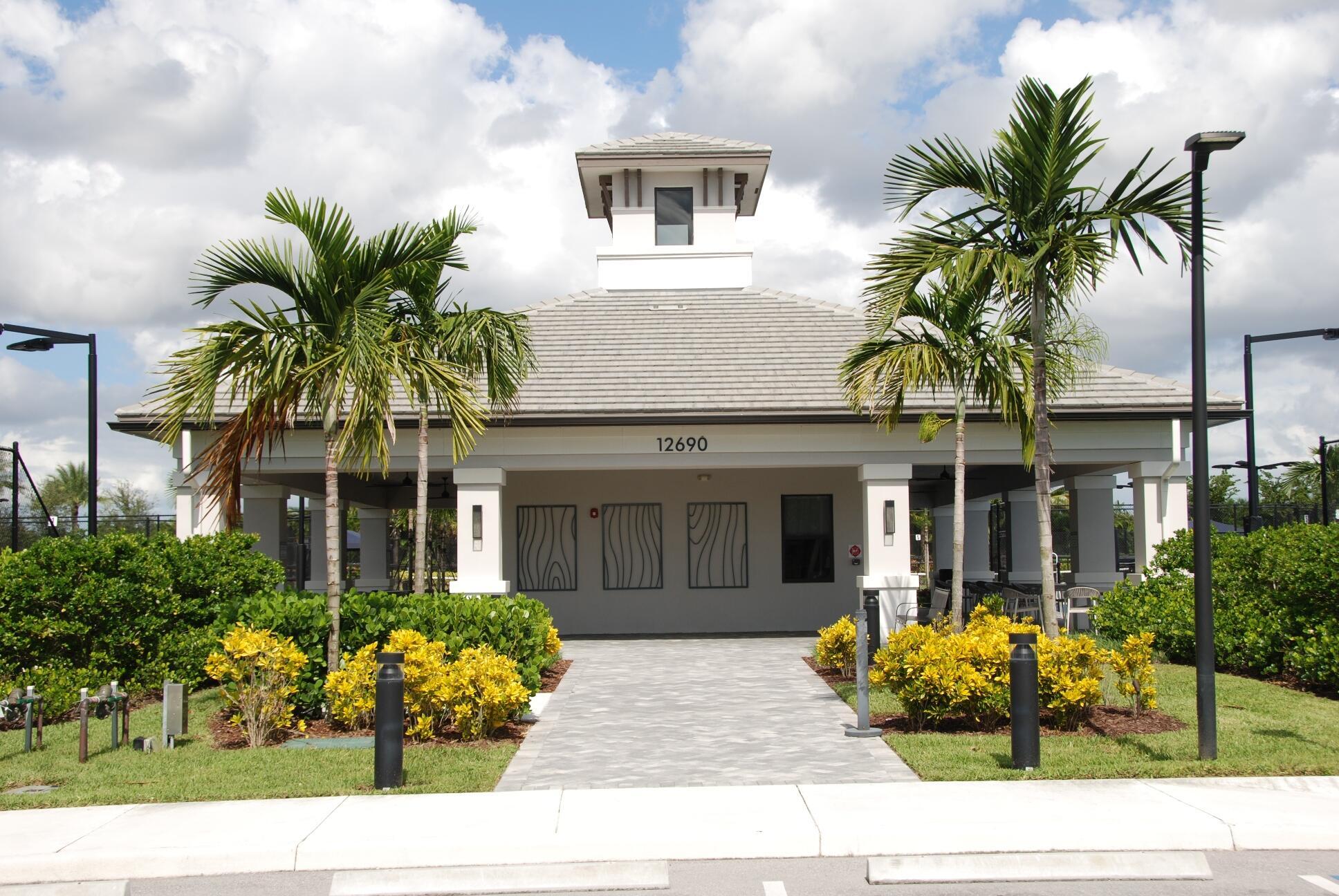 VALENCIA SOUND - Residential Lease