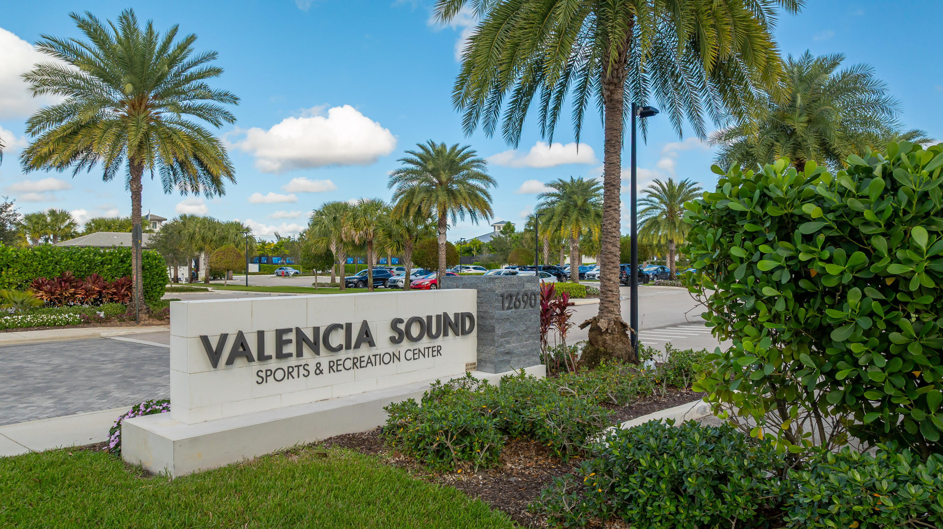 VALENCIA SOUND - Residential Lease