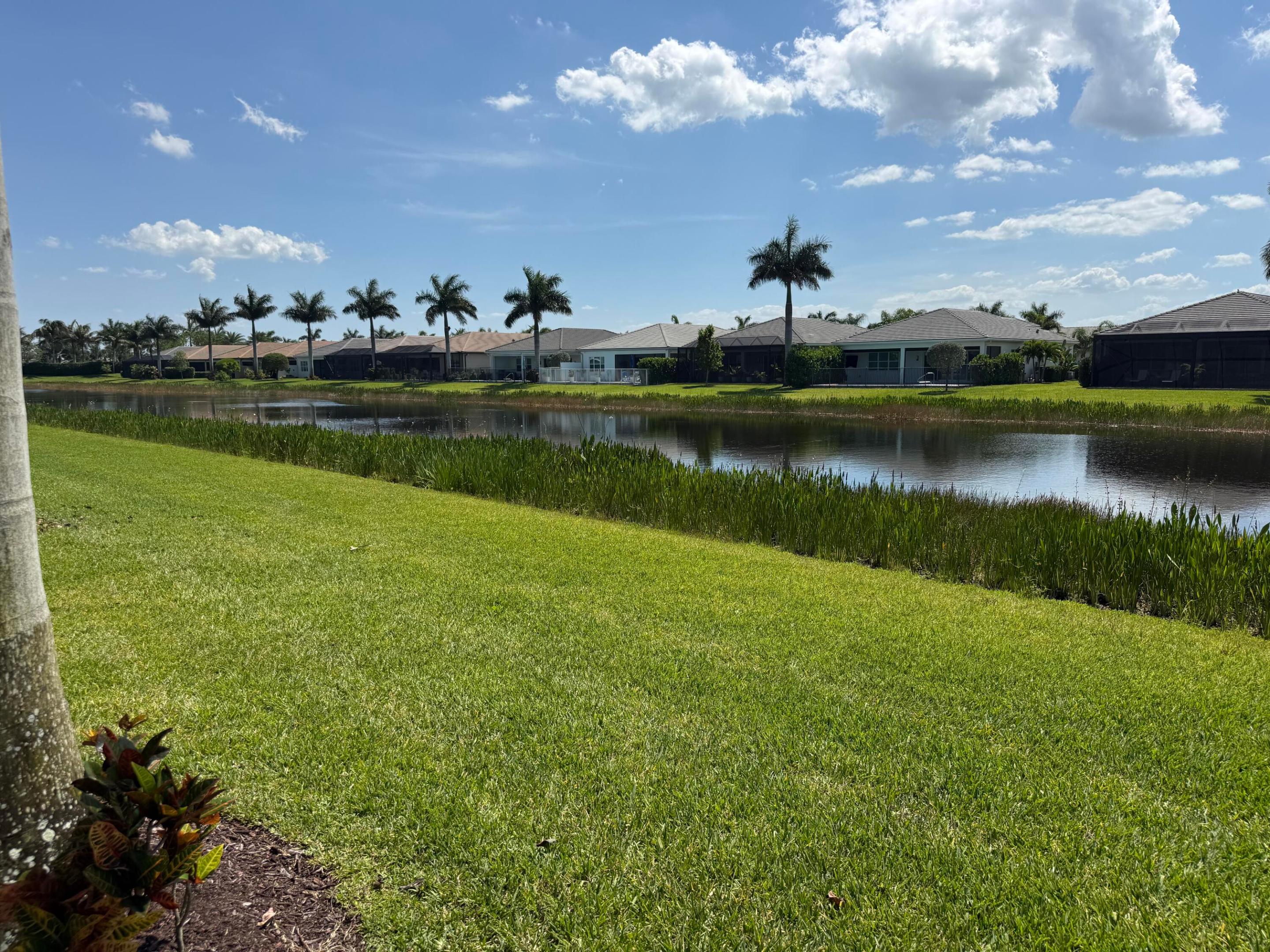 VALENCIA SOUND - Residential Lease