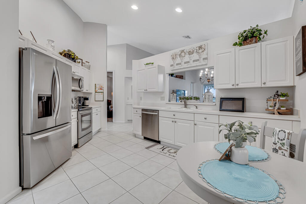 BAYWINDS RPD 8 - Residential