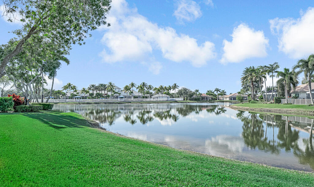 BAYWINDS RPD 8 - Residential