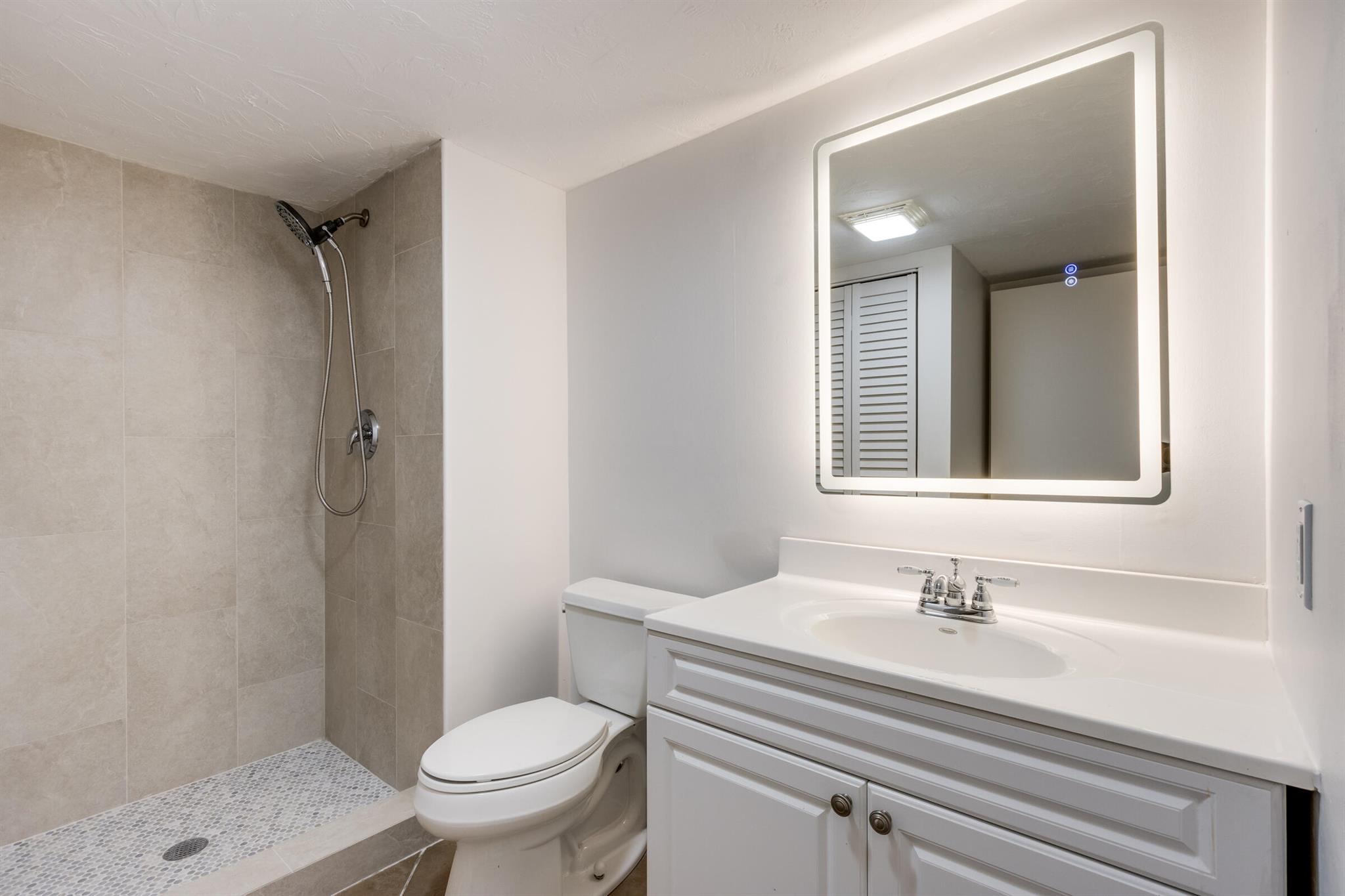 FAIRWAYS OF BOCA LAGO CON - Residential Lease