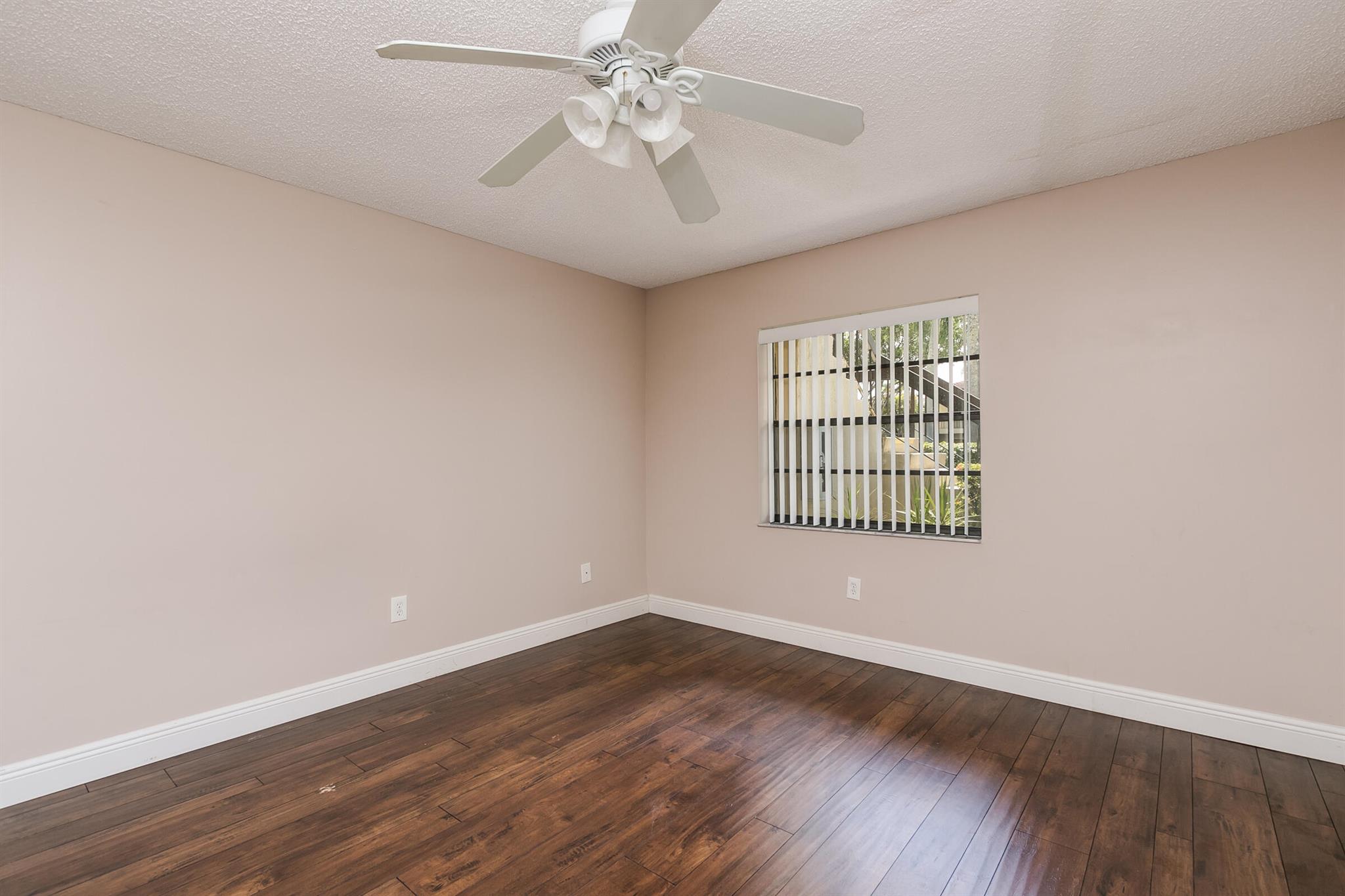 FAIRWAYS OF BOCA LAGO CON - Residential Lease