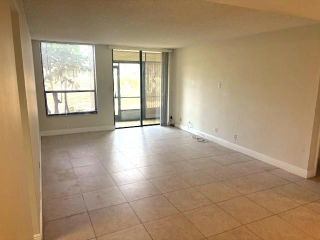 CONCORD VILLAGE CONDOMINIUM XI - Residential