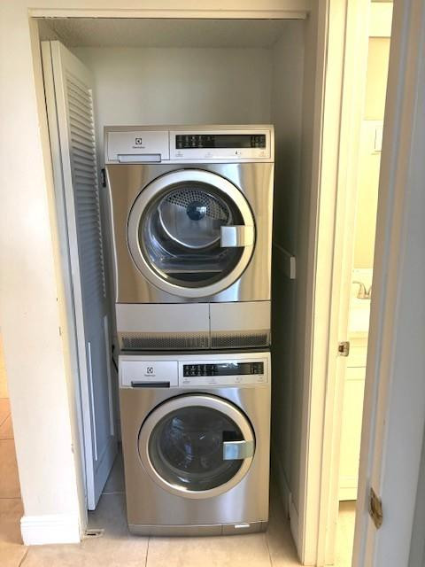 CONCORD VILLAGE CONDOMINIUM XI - Residential