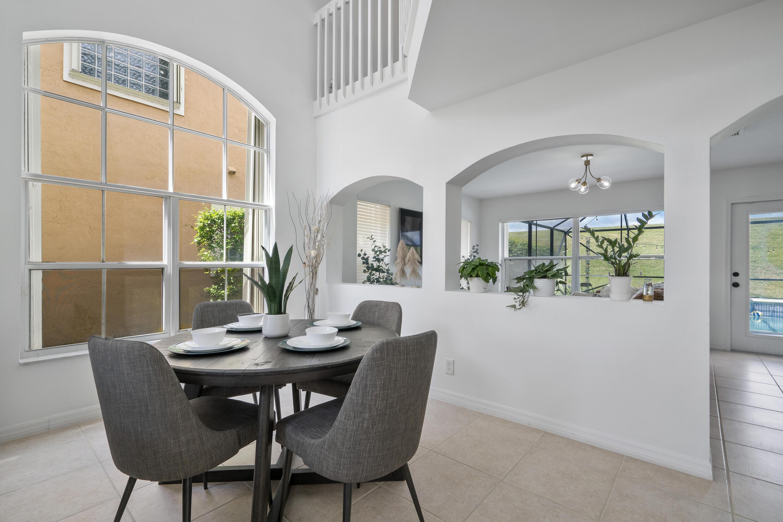 WYNDHAM LAKES/Coventry Place - Residential Lease