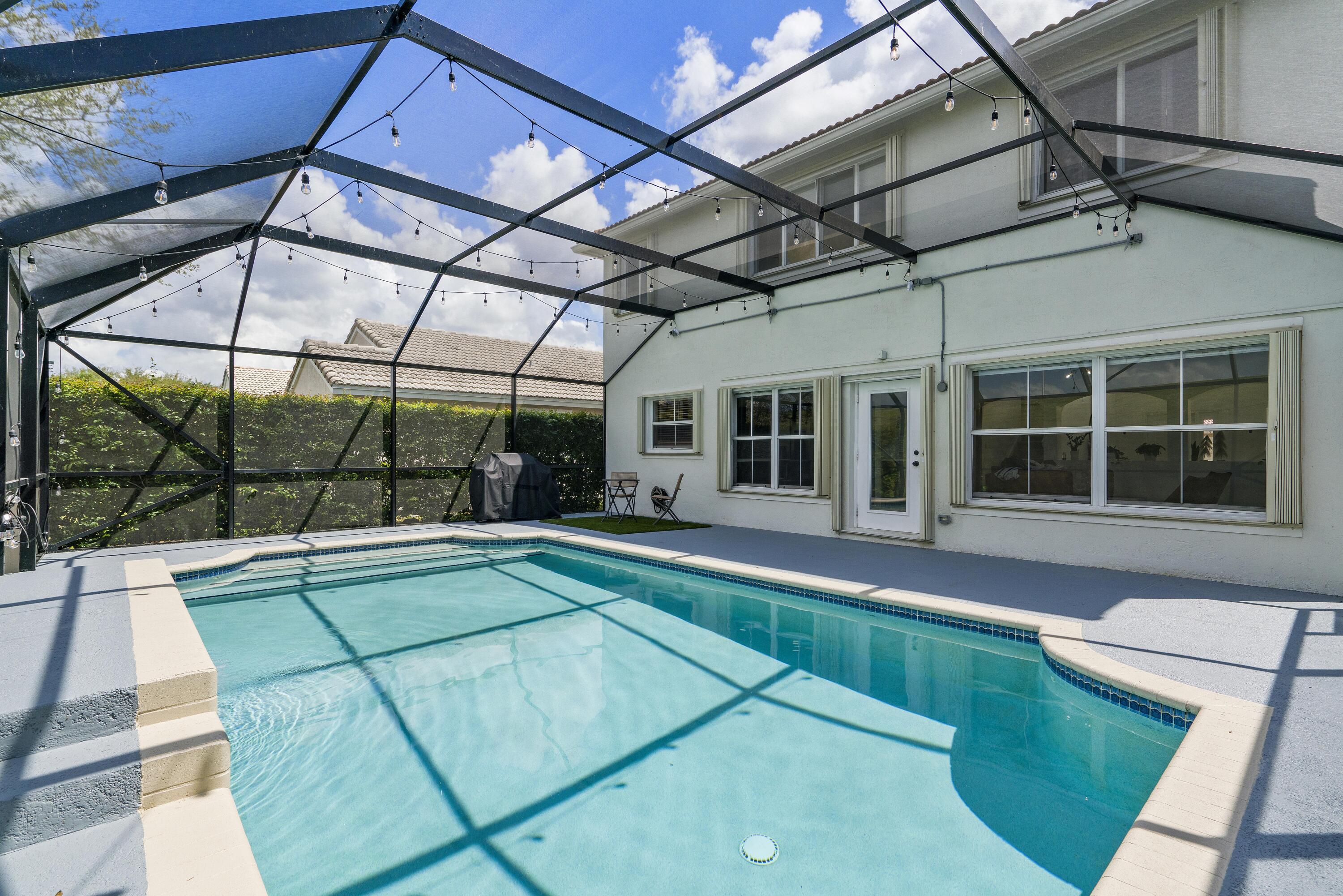 WYNDHAM LAKES/Coventry Place - Residential Lease