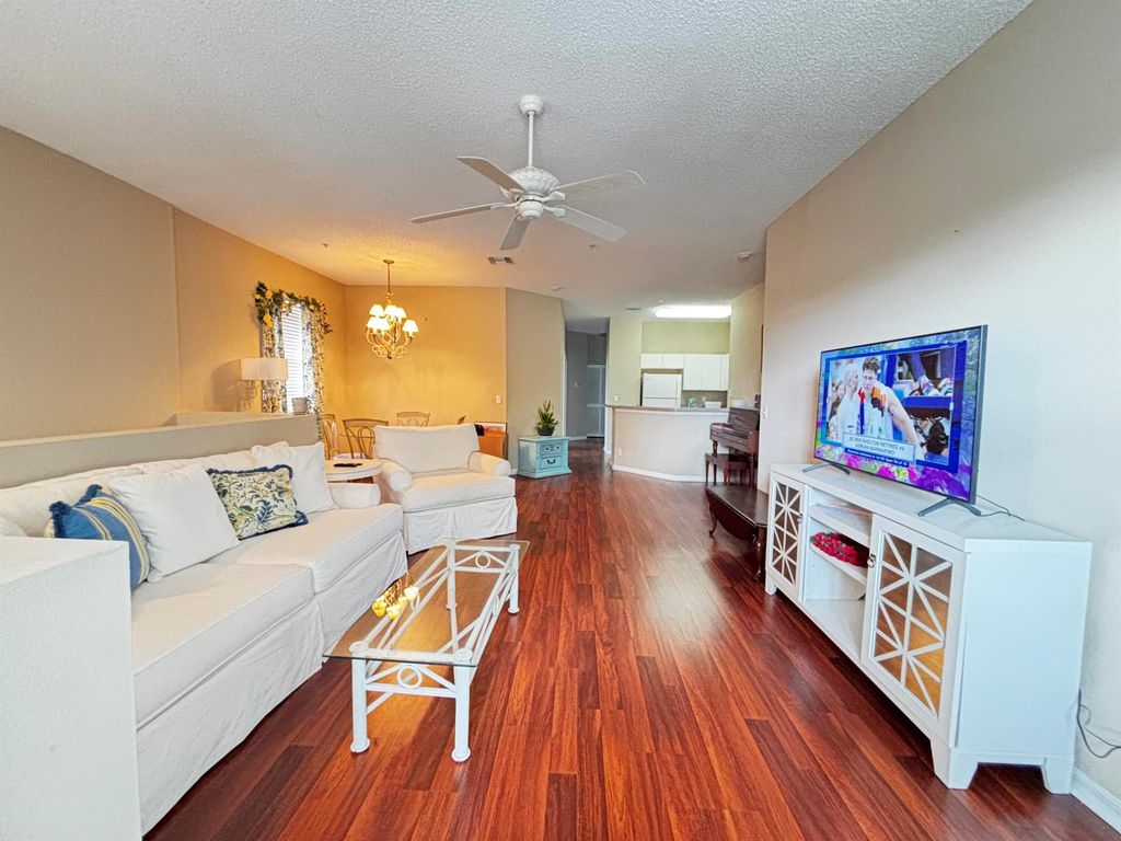 Photo of 105 Lighthouse Circle #H, Tequesta, FL 33469 (MLS # R11119724)