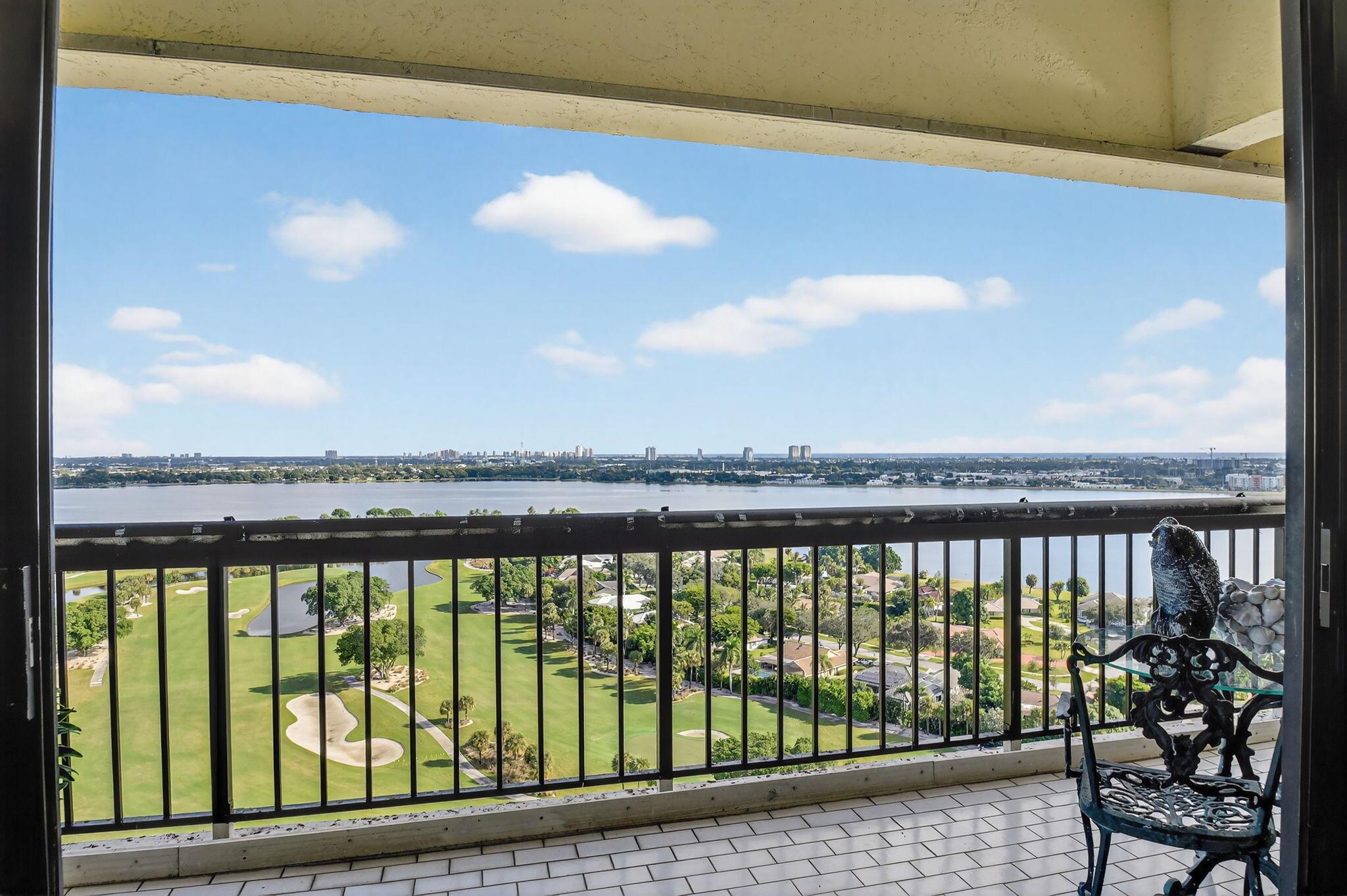 CONSULATE CONDO - Residential