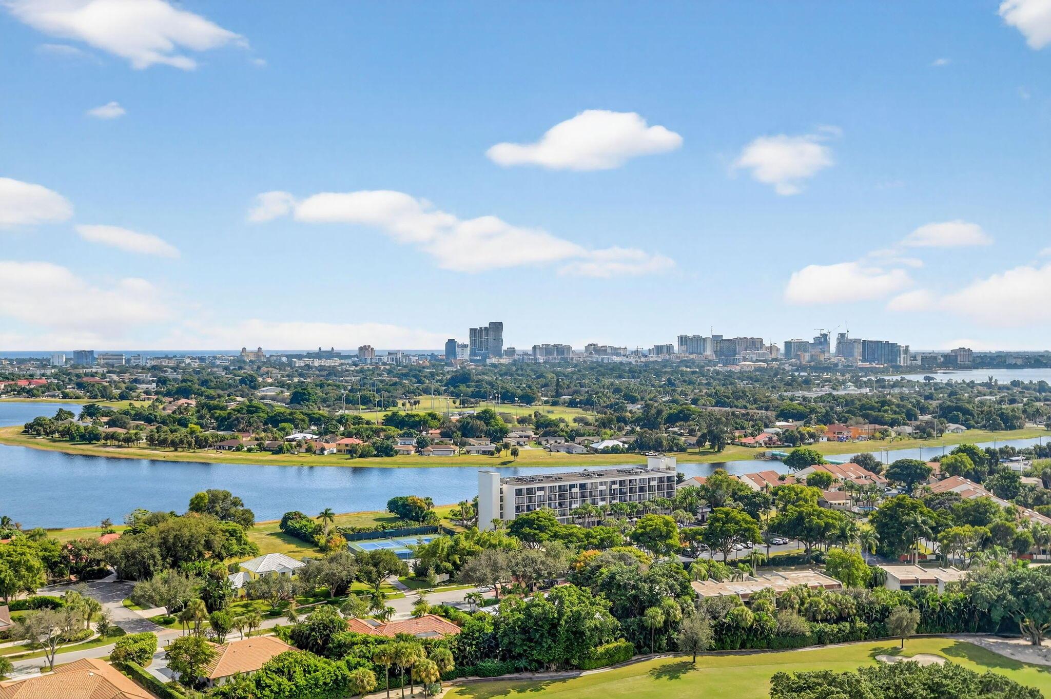 CONSULATE CONDO - Residential