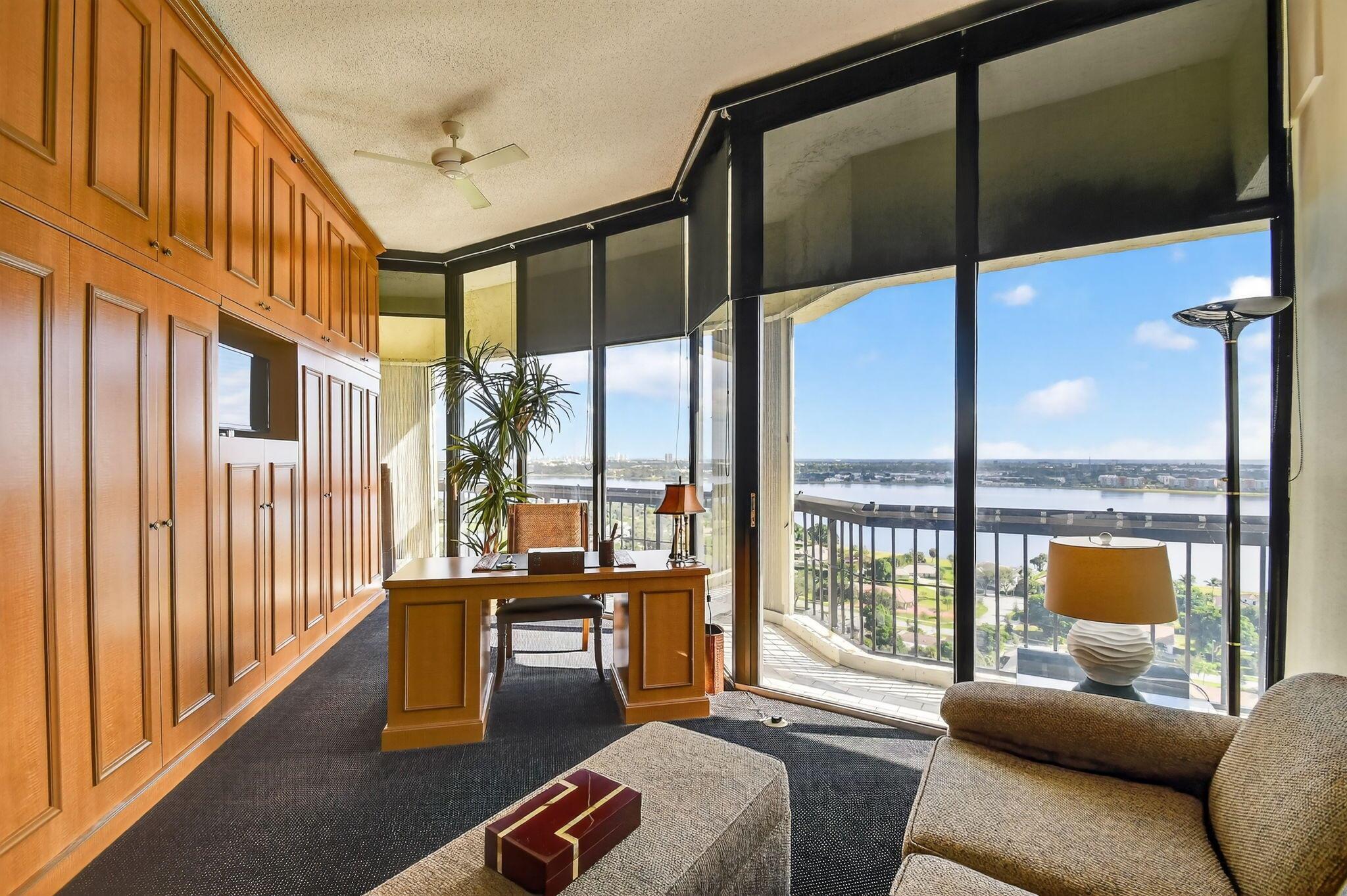 CONSULATE CONDO - Residential