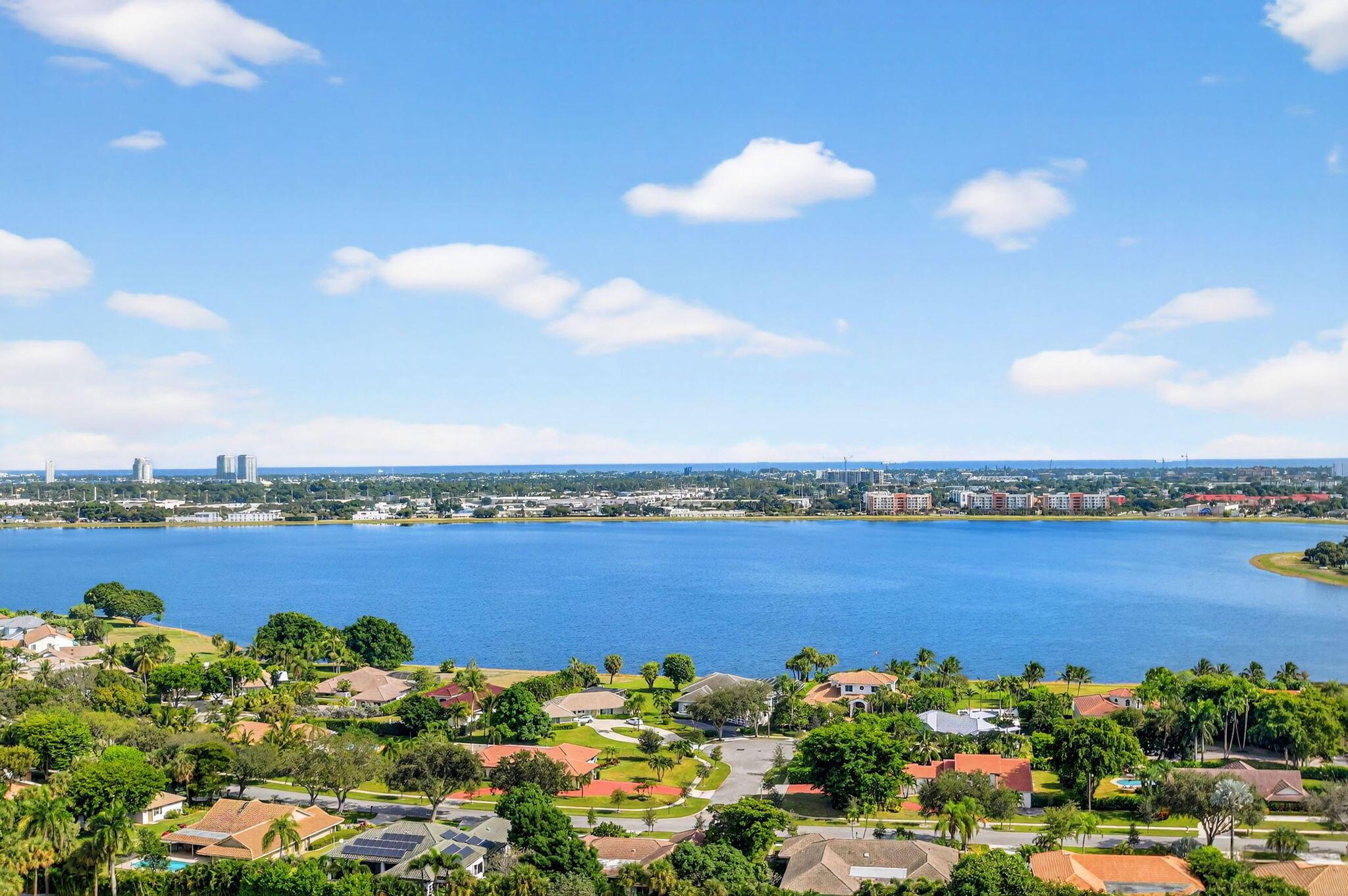 CONSULATE CONDO - Residential