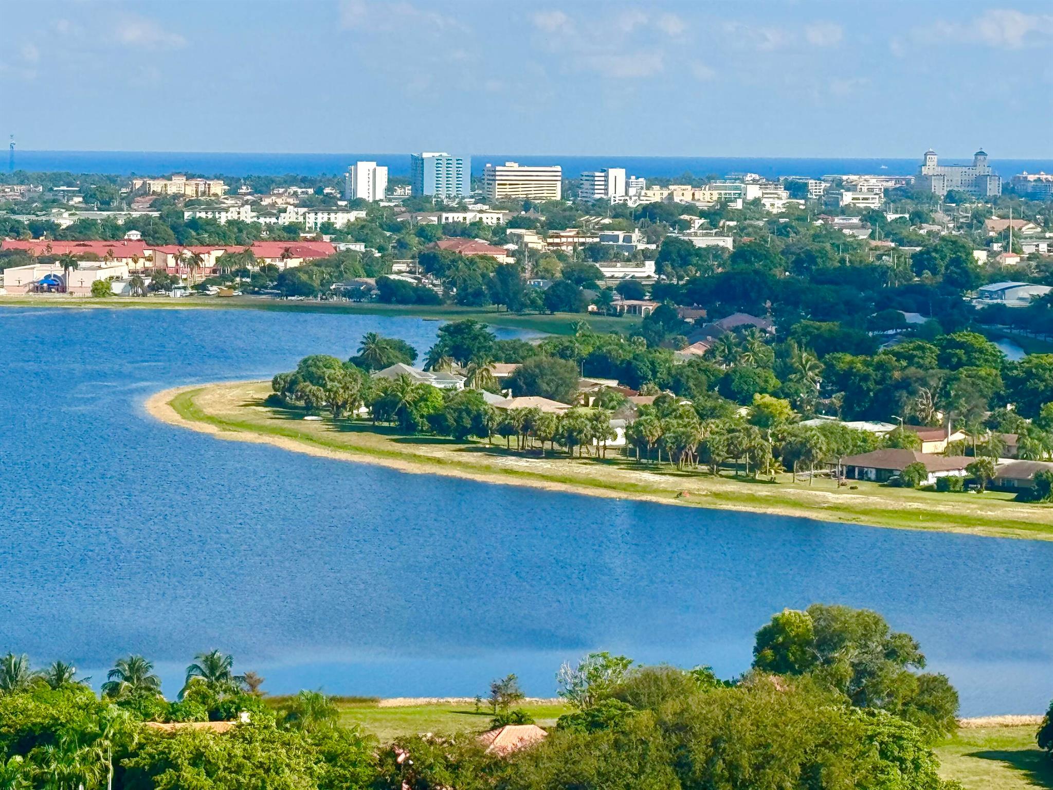 CONSULATE CONDO - Residential