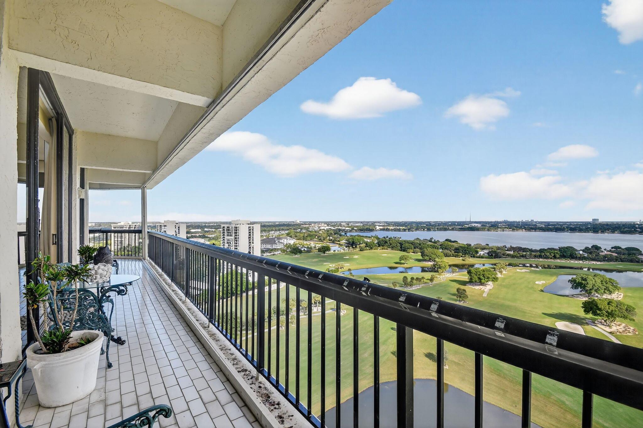 CONSULATE CONDO - Residential