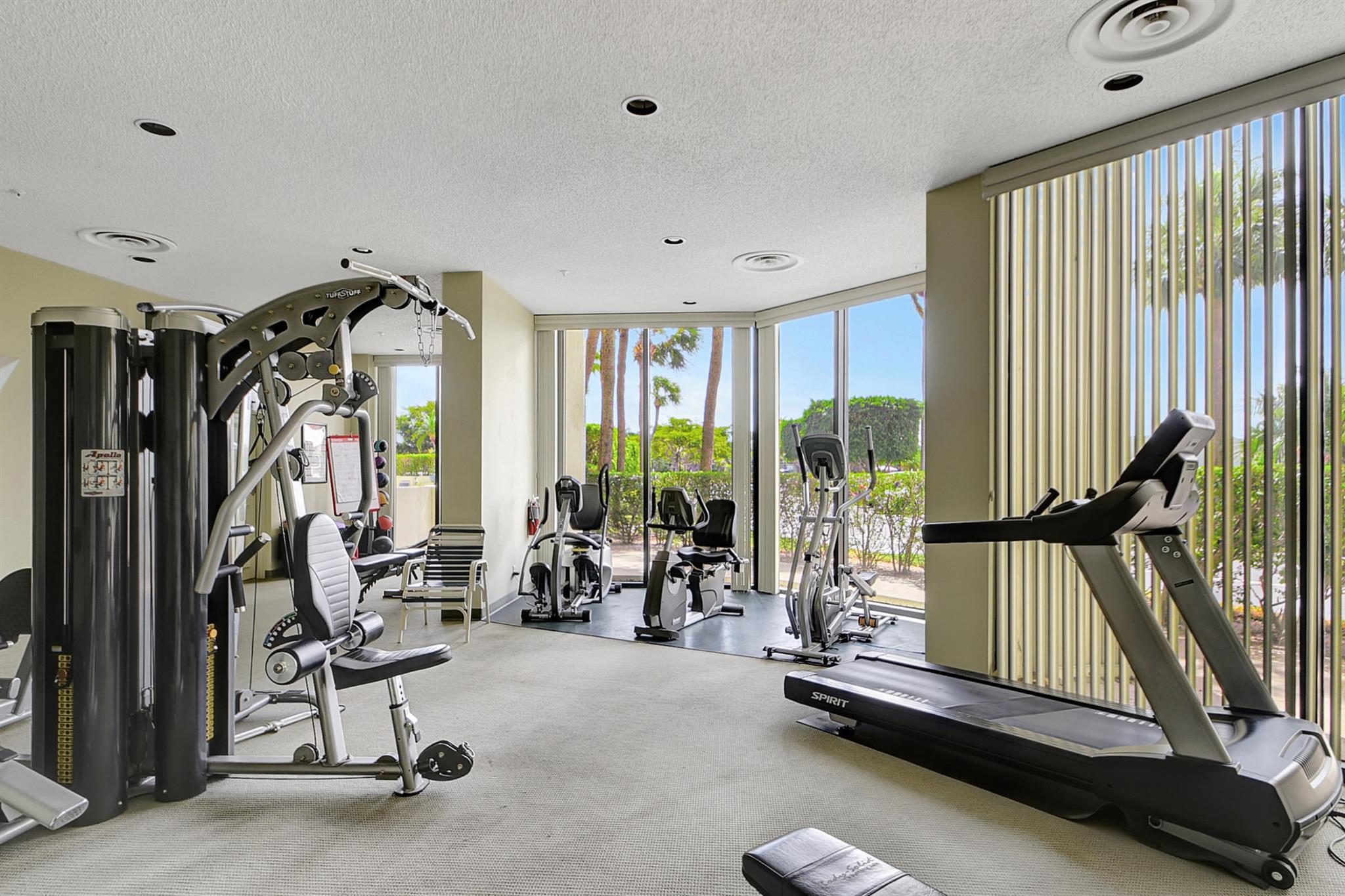 CONSULATE CONDO - Residential