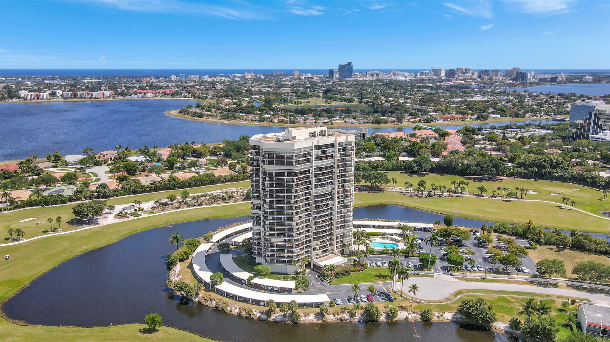 CONSULATE CONDO - Residential