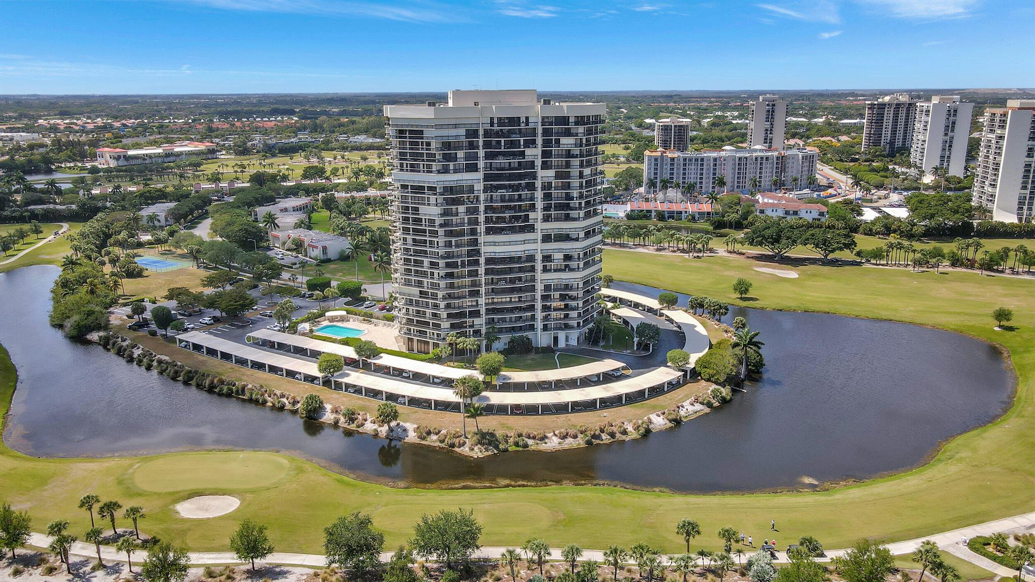 CONSULATE CONDO - Residential