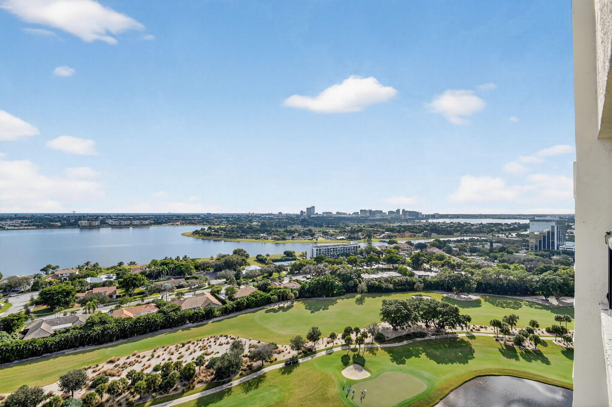 CONSULATE CONDO - Residential