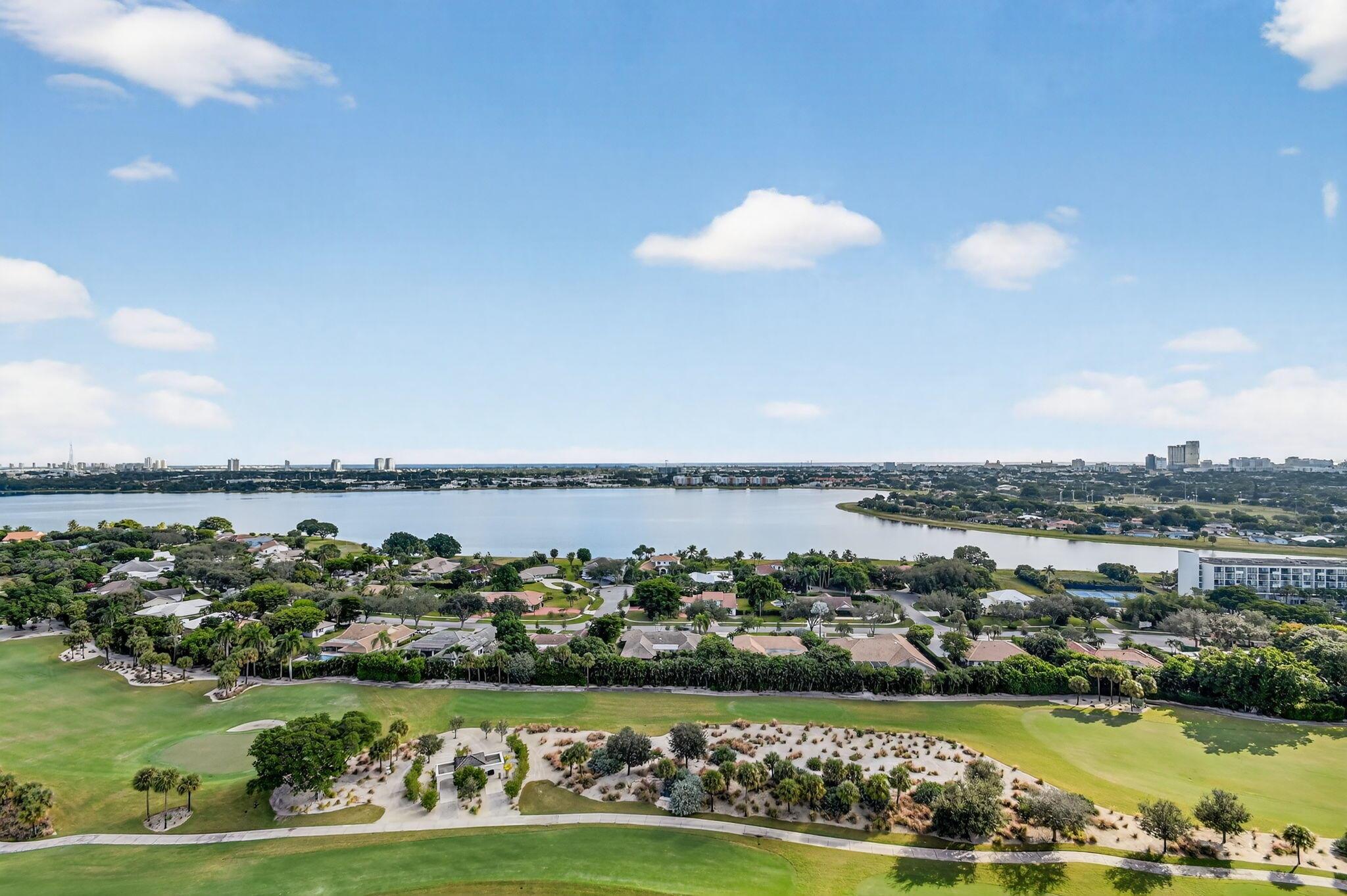 CONSULATE CONDO - Residential