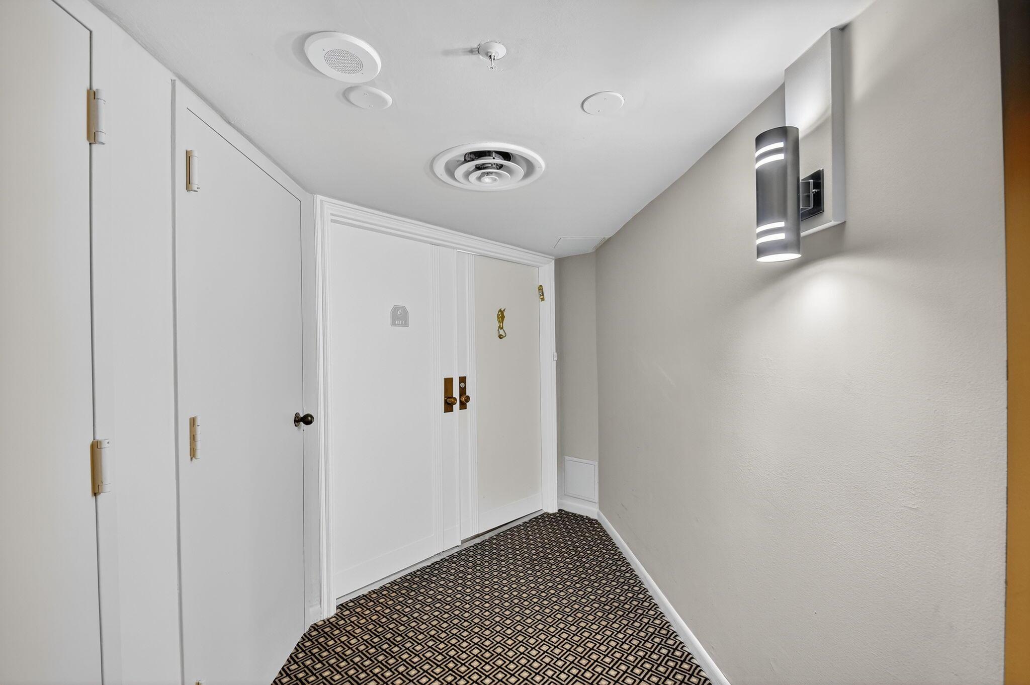 CONSULATE CONDO - Residential