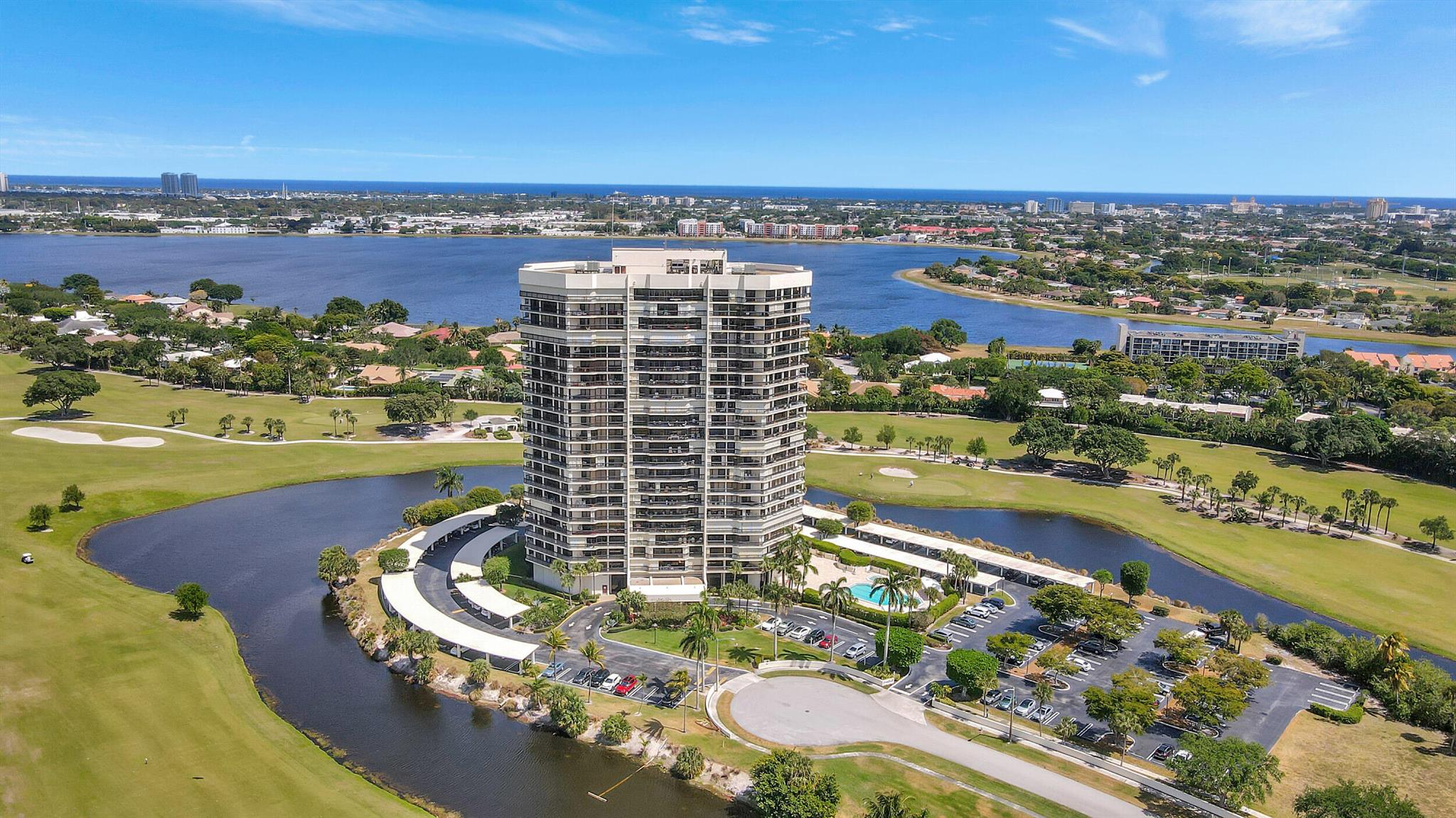 CONSULATE CONDO - Residential