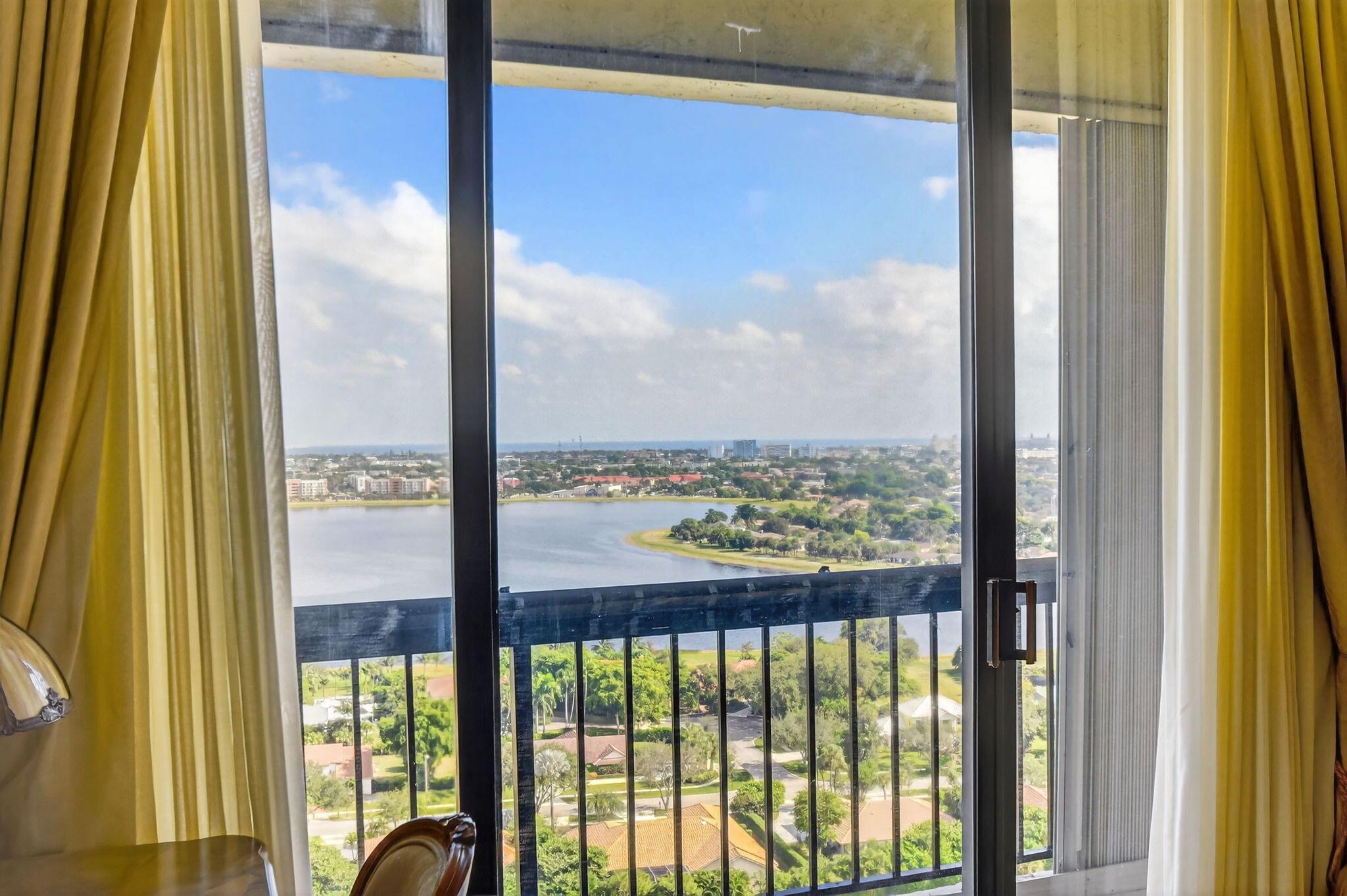 CONSULATE CONDO - Residential