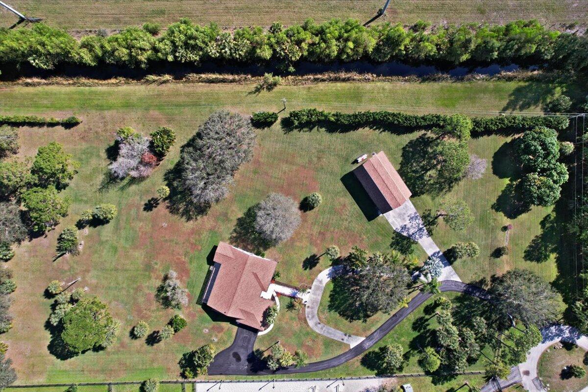 FOX TRAIL - Residential Lease