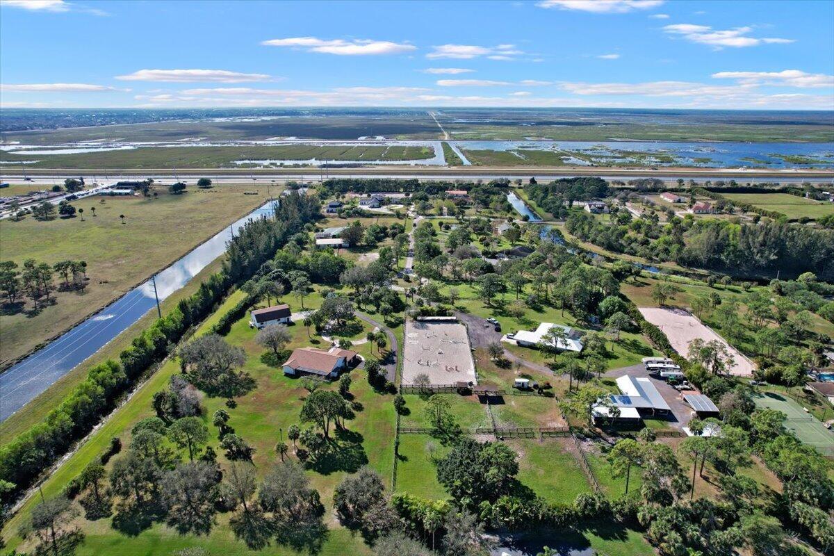 FOX TRAIL - Residential Lease