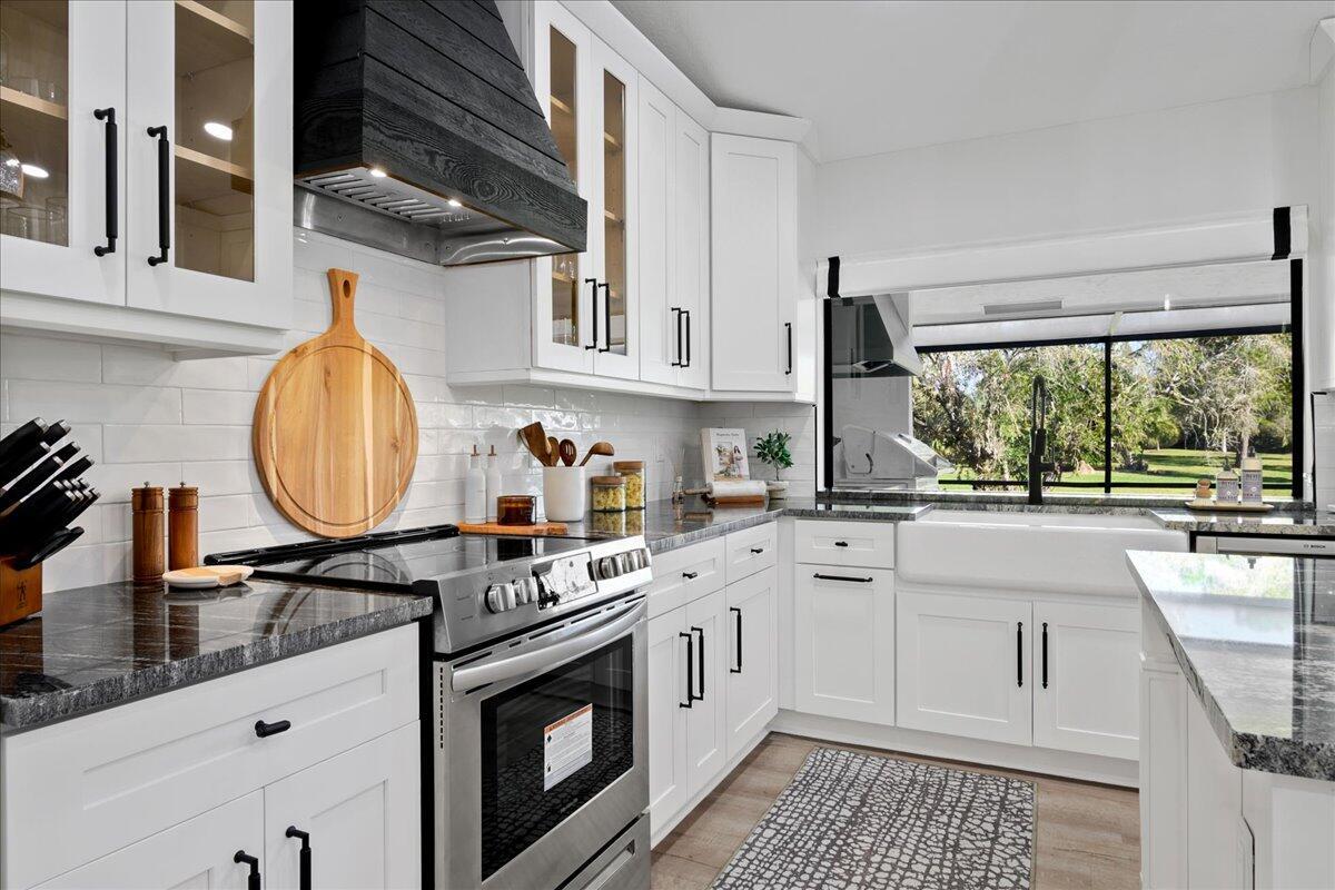 FOX TRAIL - Residential Lease