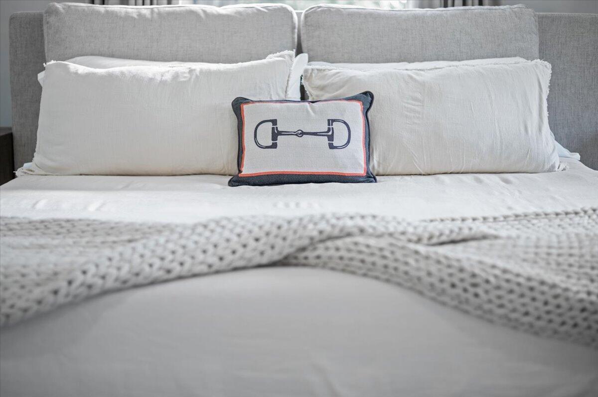 FOX TRAIL - Residential Lease