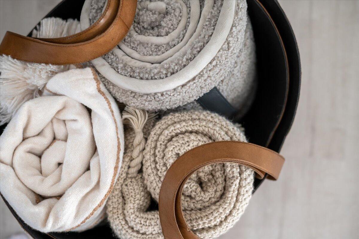 FOX TRAIL - Residential Lease