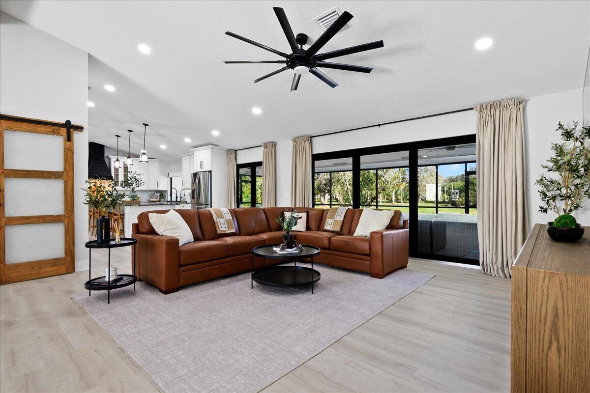 FOX TRAIL - Residential Lease