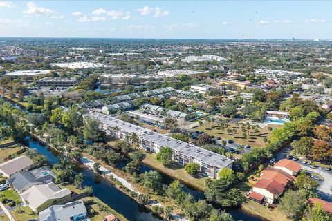 3900 NW 76th Avenue 307 Sunrise FL 33351