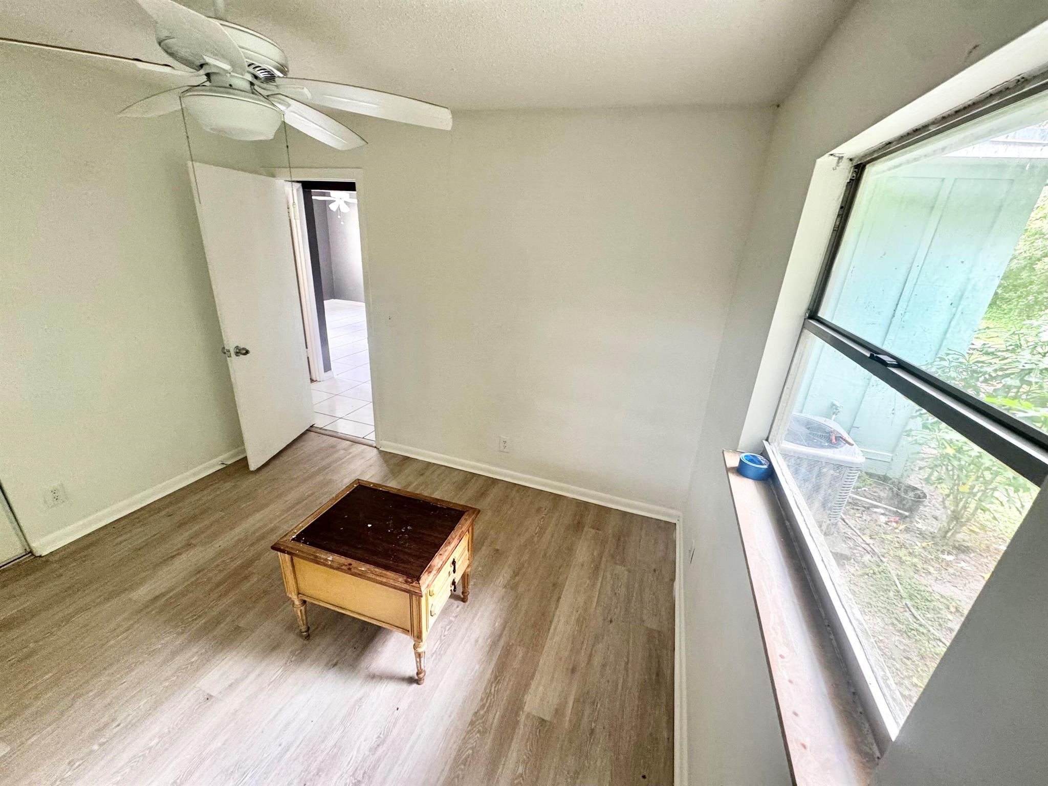 GOLDEN GATE - Residential Lease