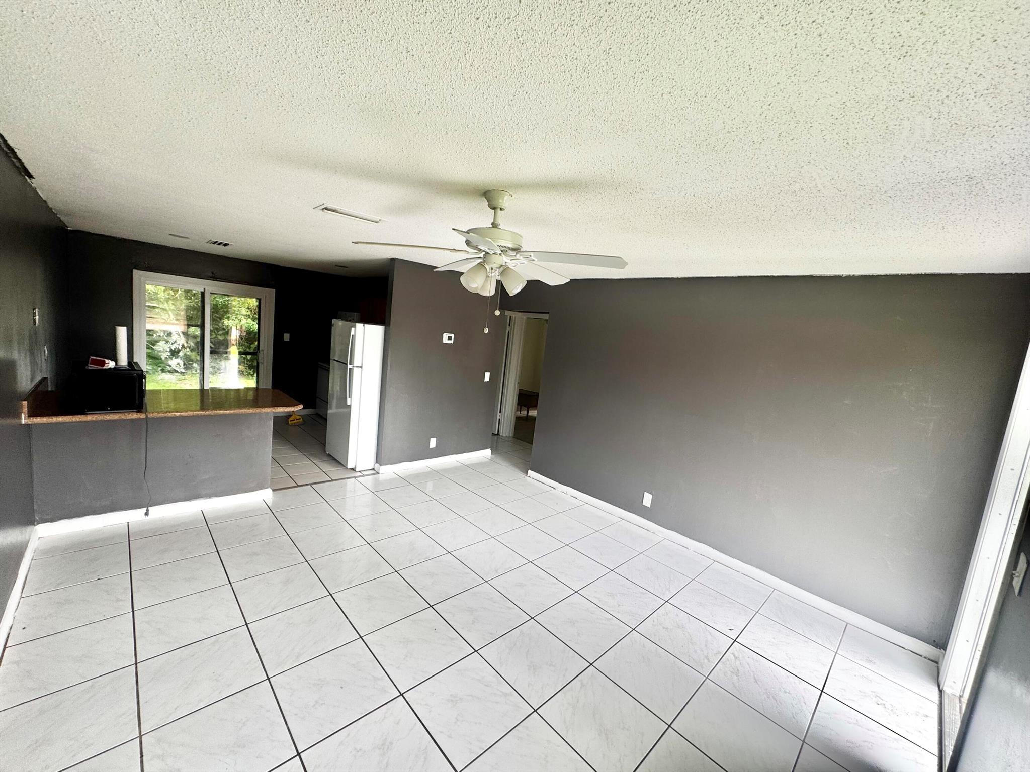 GOLDEN GATE - Residential Lease