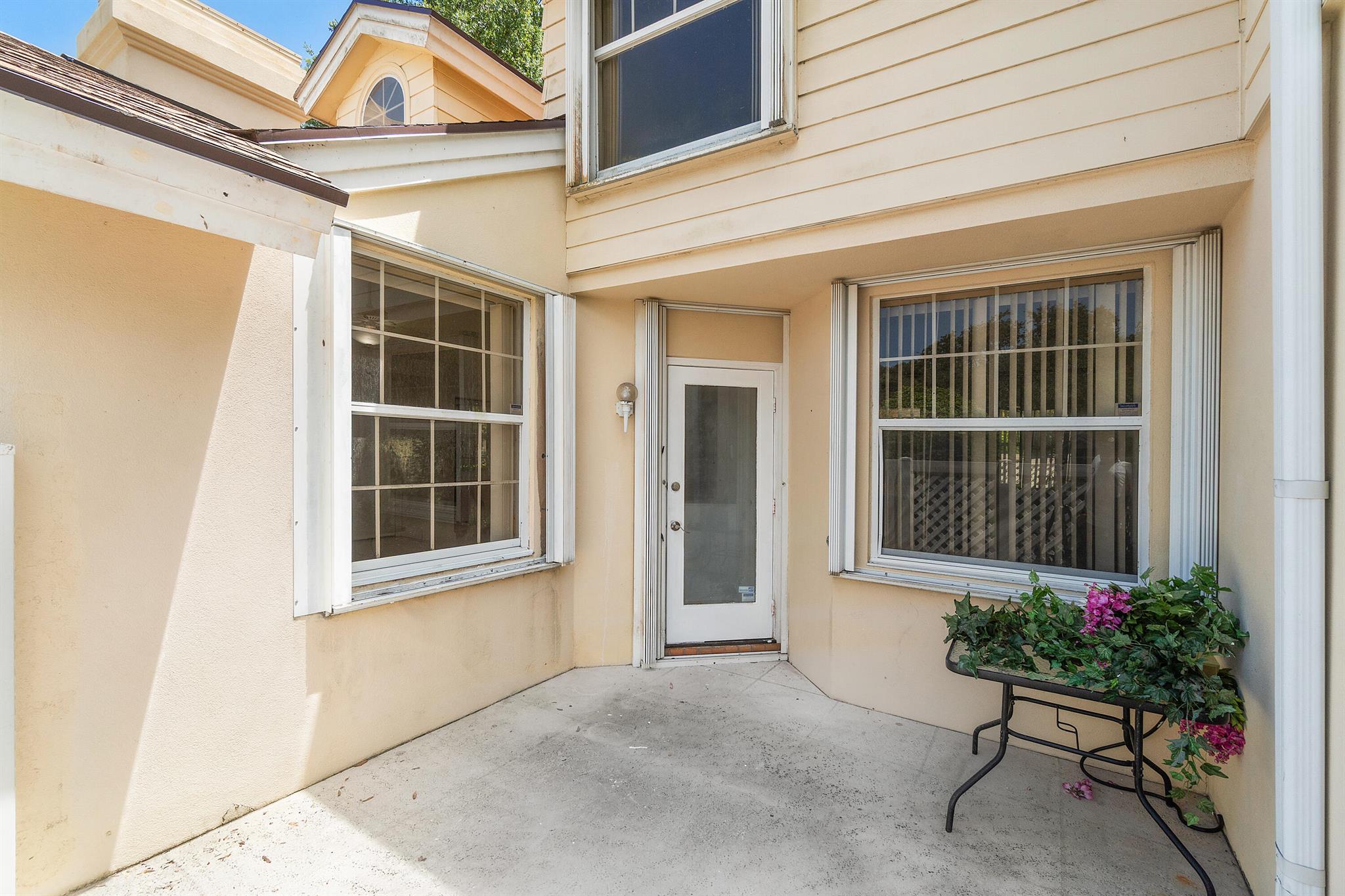 WELLESLEY AT LAKE CLARKE - Residential