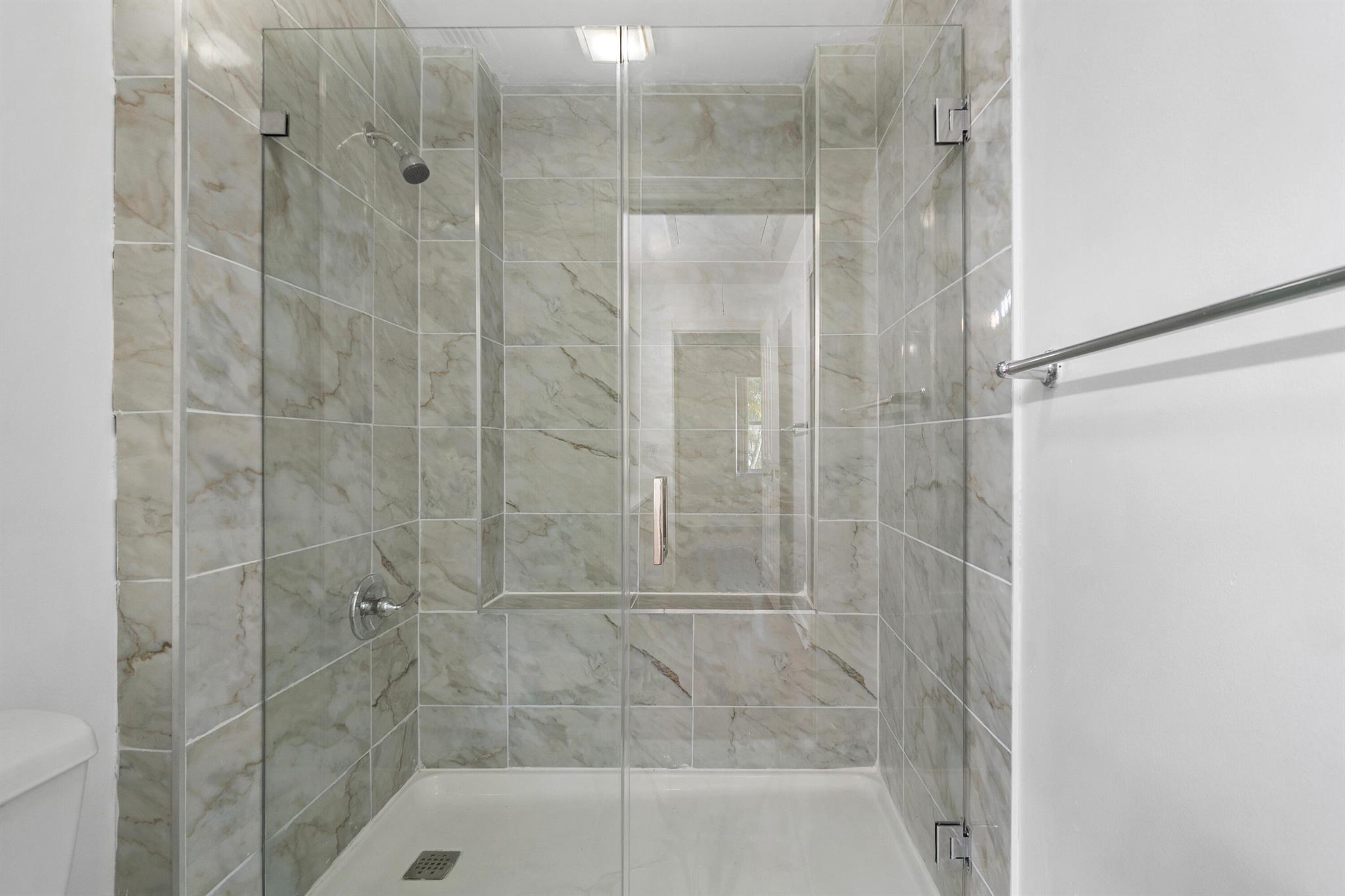 WELLESLEY AT LAKE CLARKE - Residential