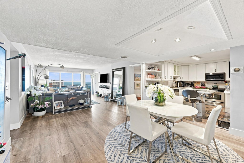 Photo of 3900 Galt Ocean Drive #2415, Fort Lauderdale, FL 33308 (MLS # B26073258)