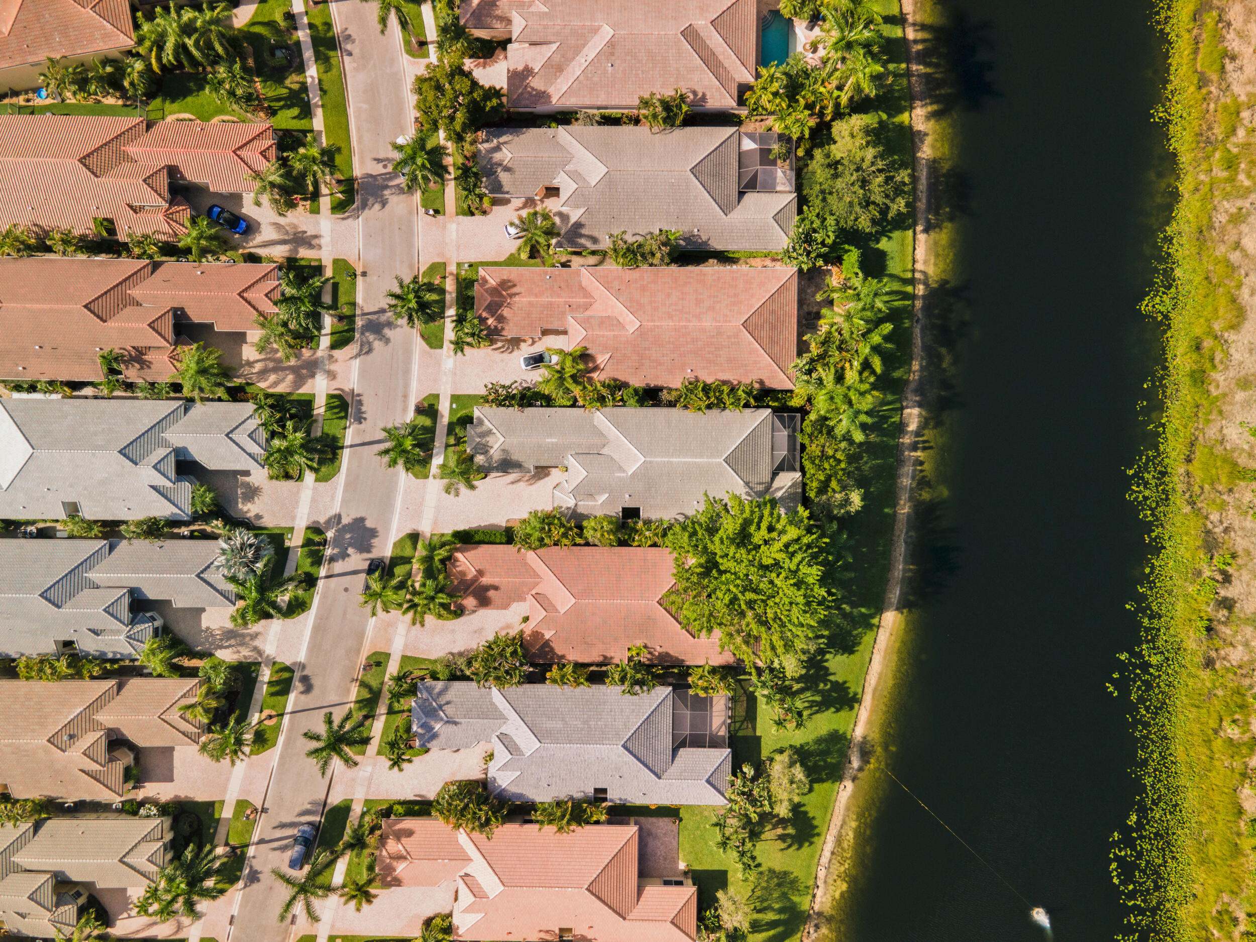 Manchester Lakes - Residential