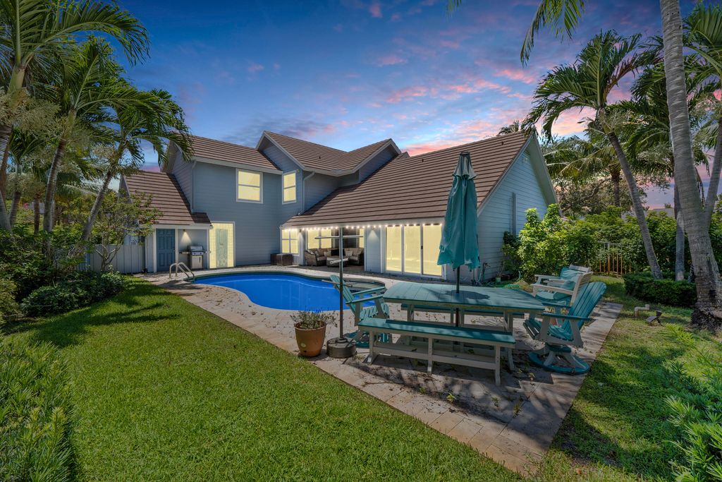 Photo of 18770 SE River Ridge Road, Jupiter, FL 33469 (MLS # R11004391)