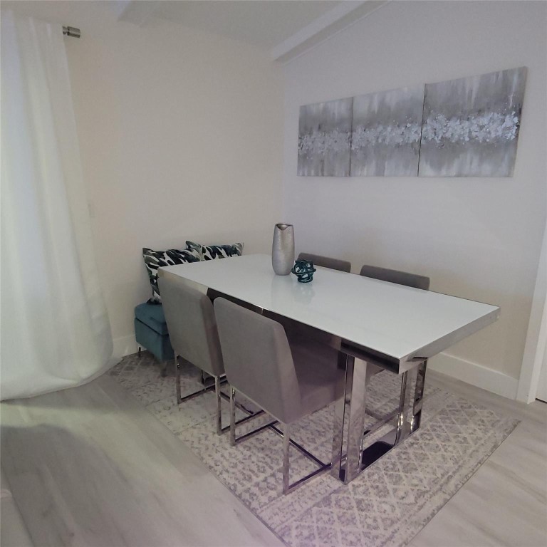CHATEAU DE VILLE CONDO - Residential