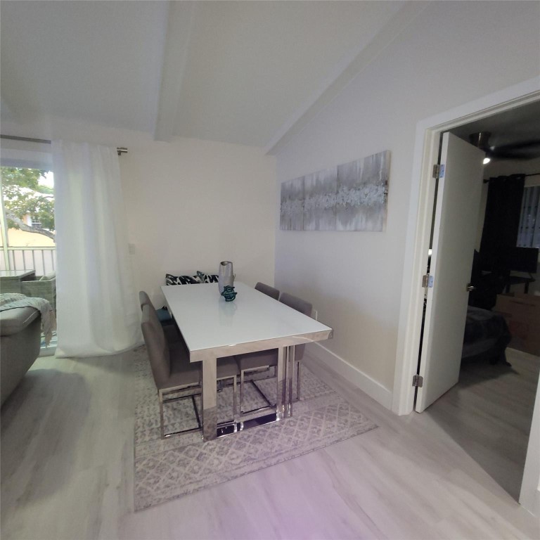 CHATEAU DE VILLE CONDO - Residential
