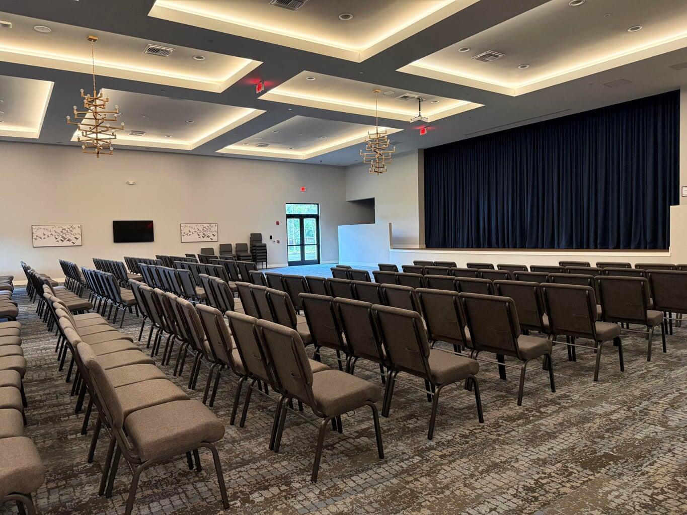 PALM GREENS AT VILLA DEL RAY CONDO II - Residential Lease