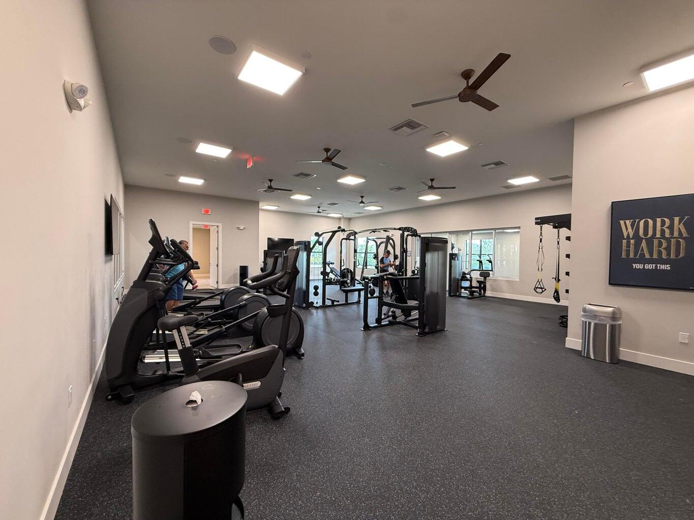 PALM GREENS AT VILLA DEL RAY CONDO II - Residential Lease