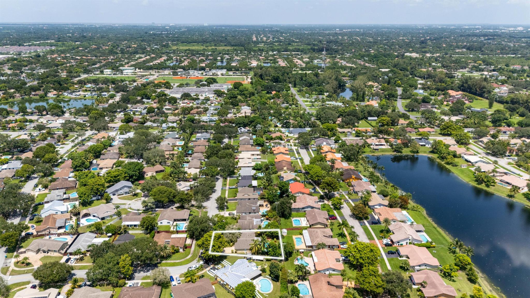 FLAMINGO GARDENS-TAMARIND - Residential Lease