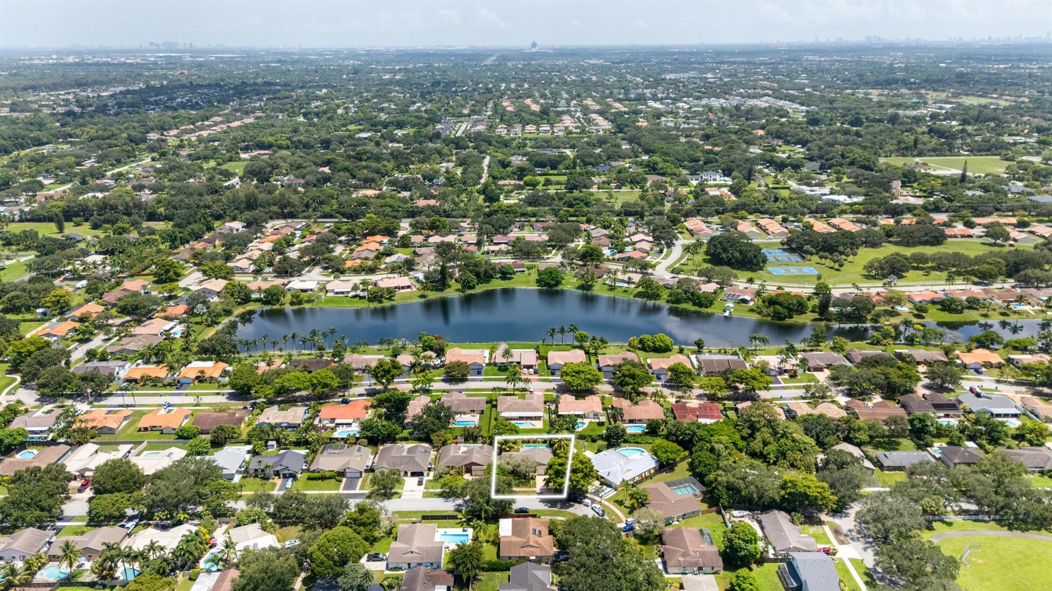 FLAMINGO GARDENS-TAMARIND - Residential Lease