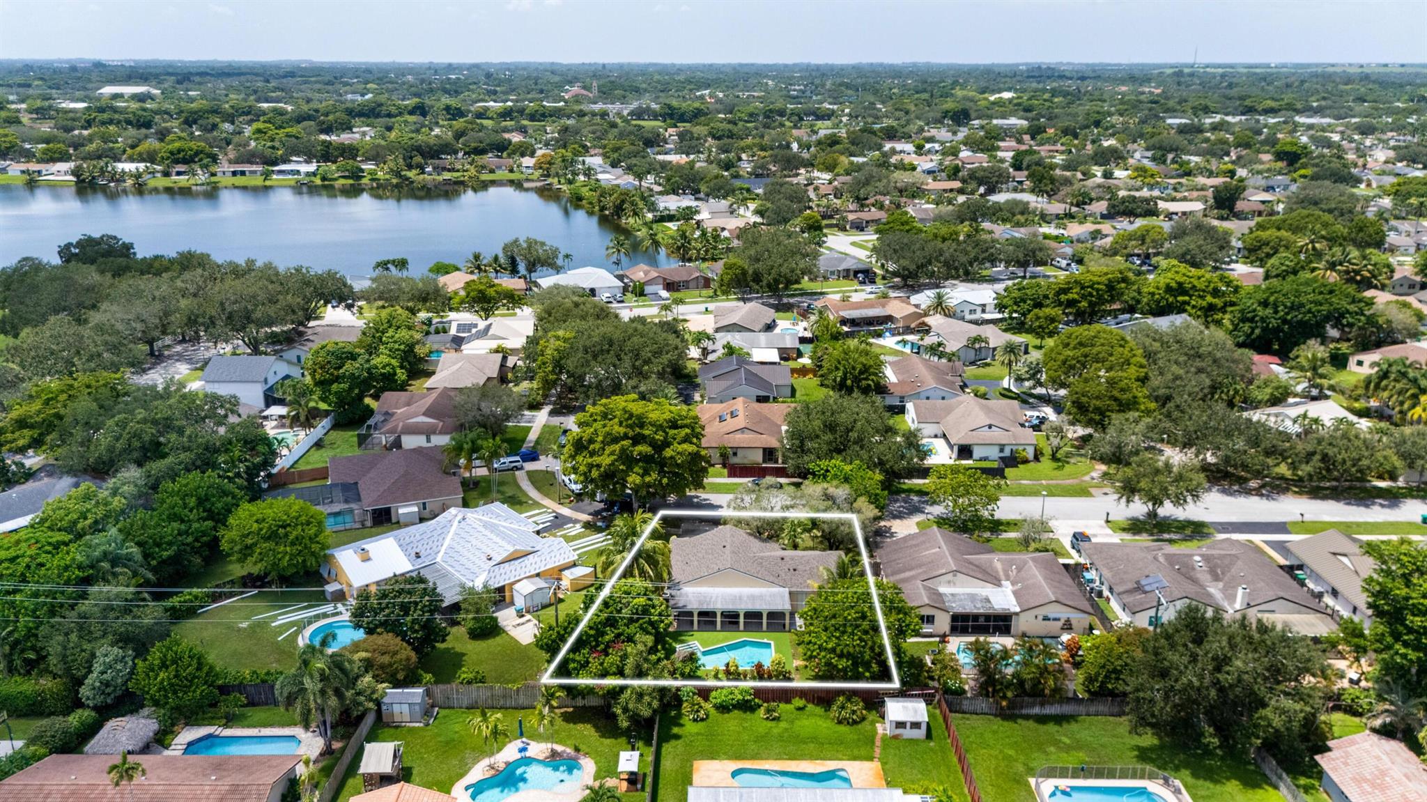 FLAMINGO GARDENS-TAMARIND - Residential Lease