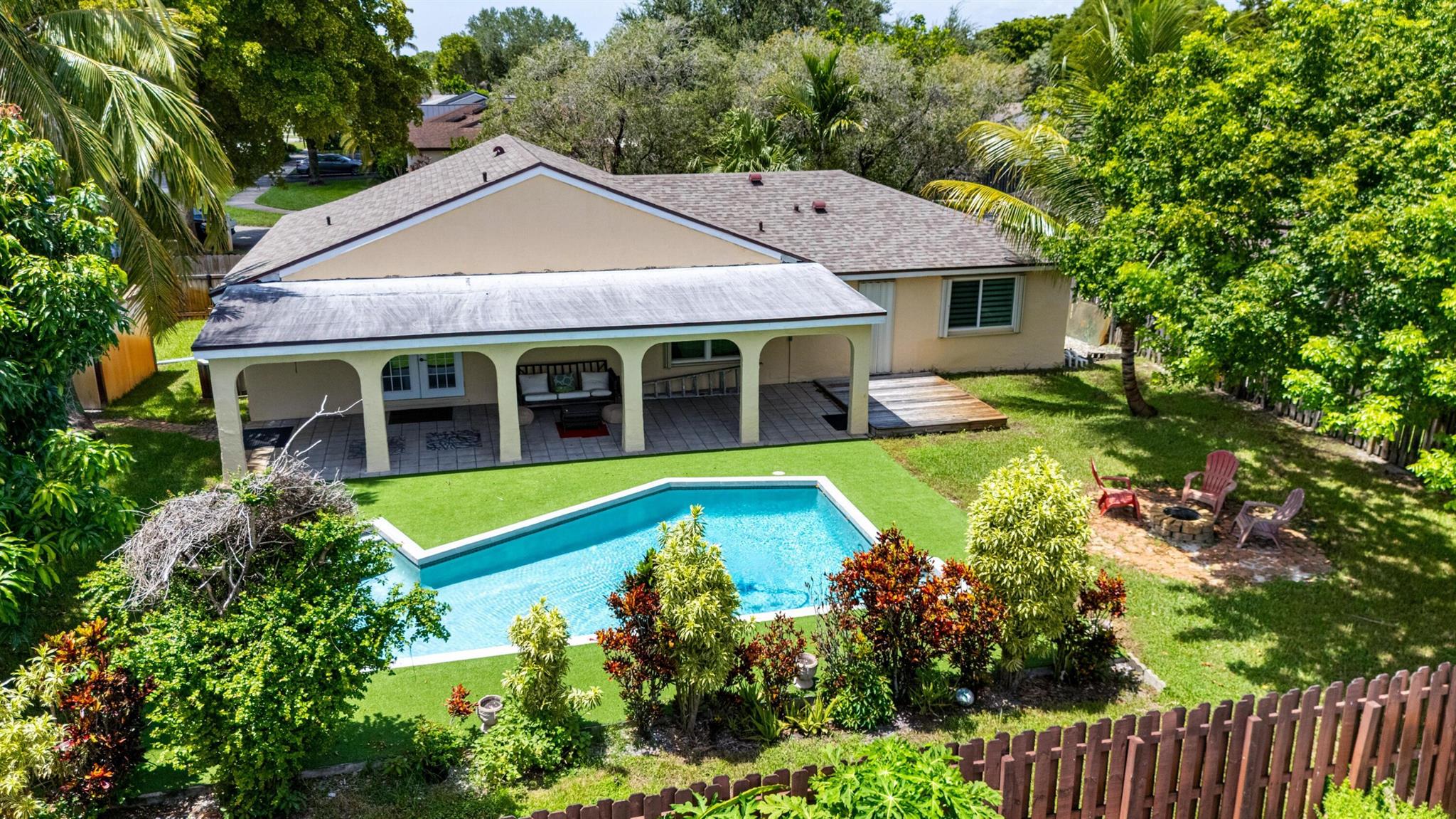 FLAMINGO GARDENS-TAMARIND - Residential Lease